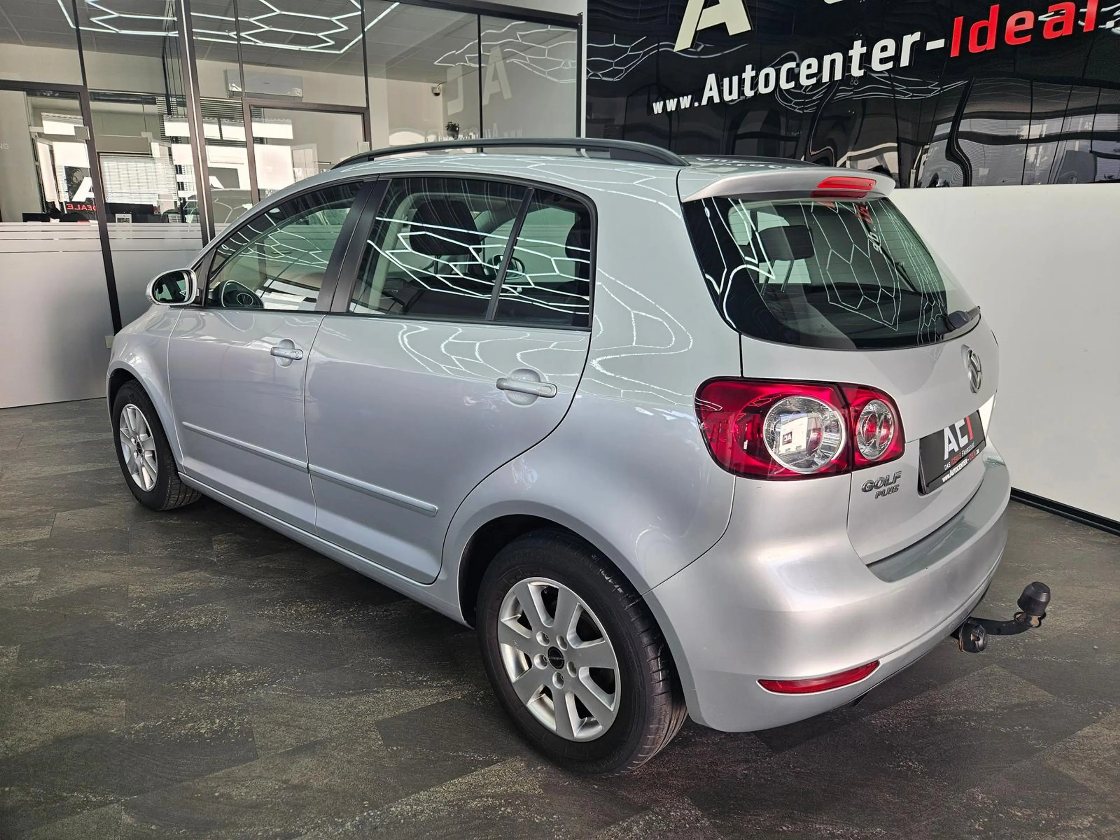 Volkswagen Golf Plus 1.2 TSI, Steuerkette erneuert, AHK, SH — photo 4