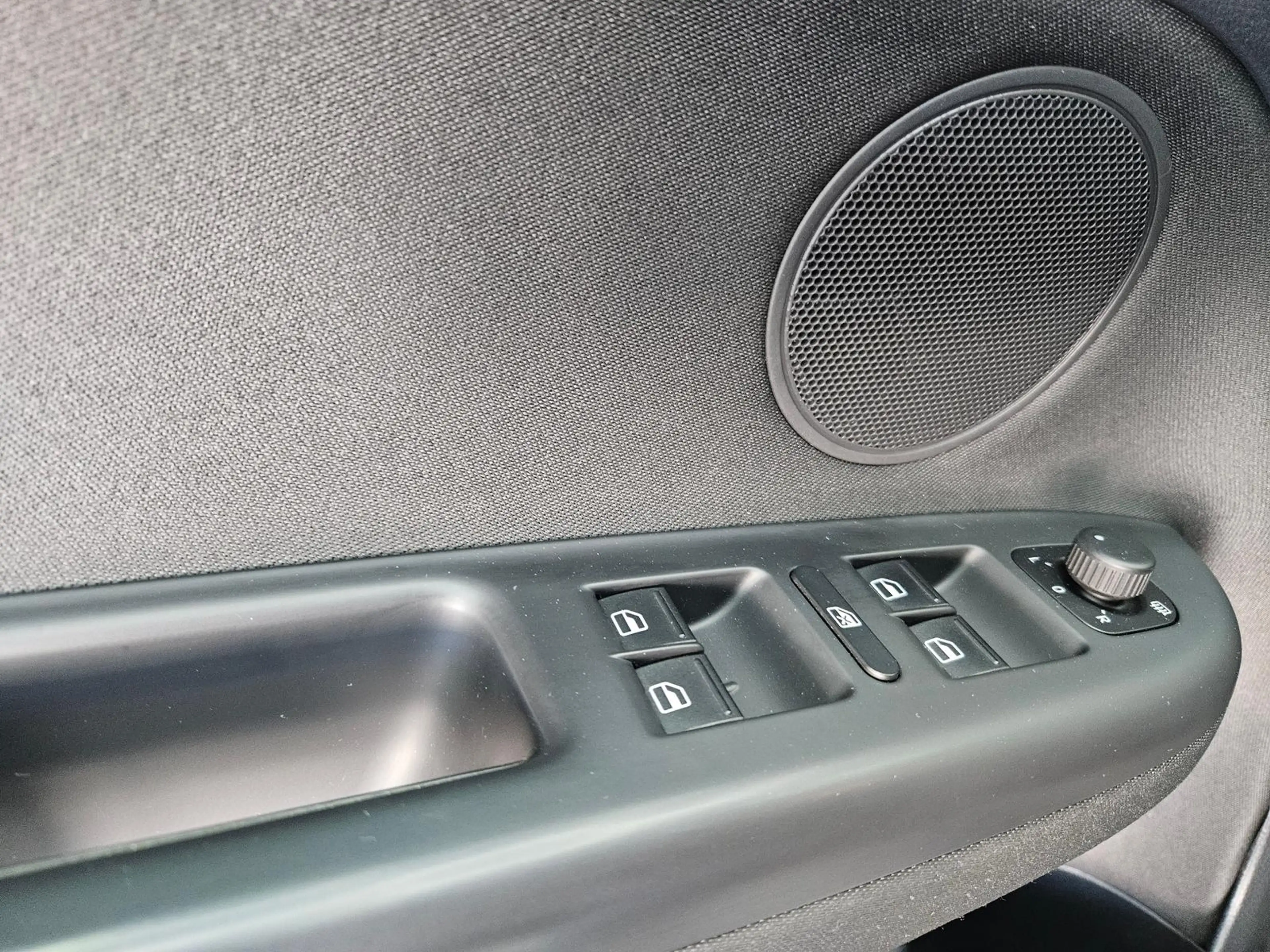 Volkswagen Golf Plus 1.2 TSI, Steuerkette erneuert, AHK, SH — photo 14