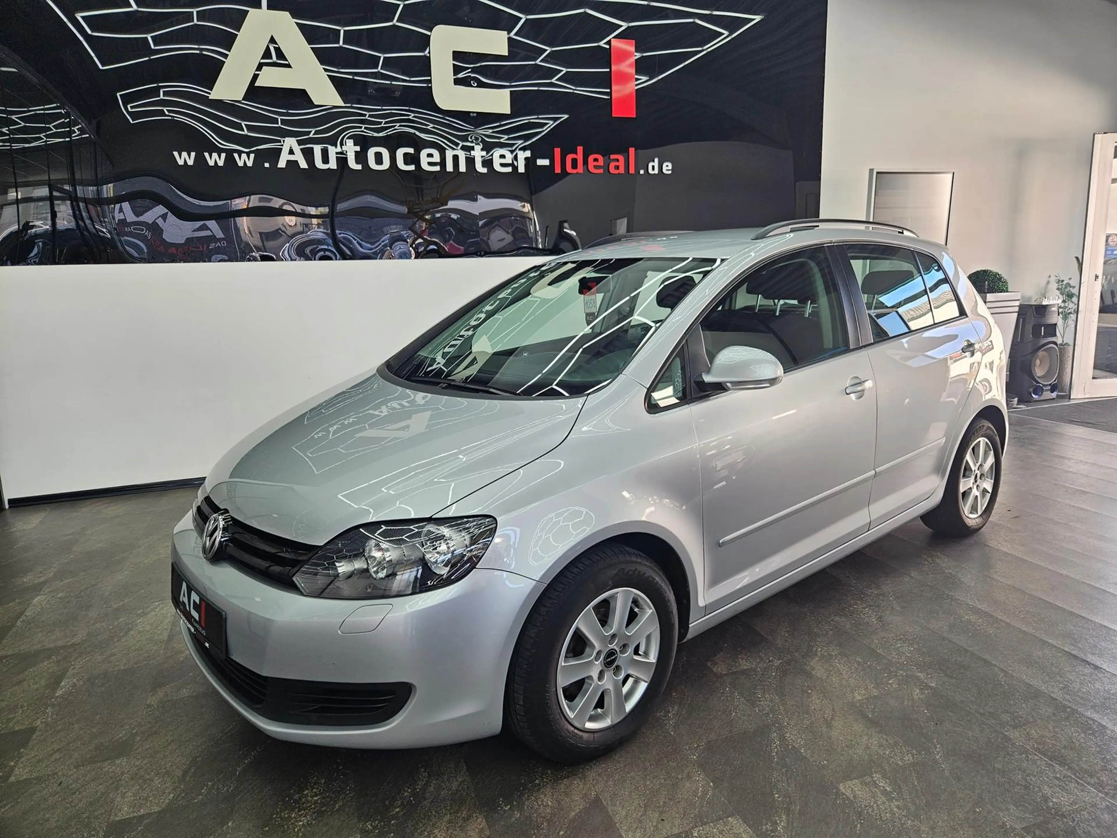 Volkswagen Golf Plus 1.2 TSI, Steuerkette erneuert, AHK, SH — photo 2
