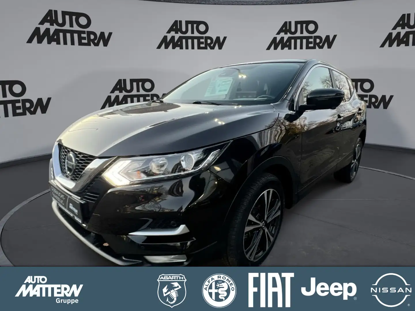 Nissan Qashqai 1.7 dCi N-Connecta 4x4 AHK PDC SHZ 360° Noir - 1