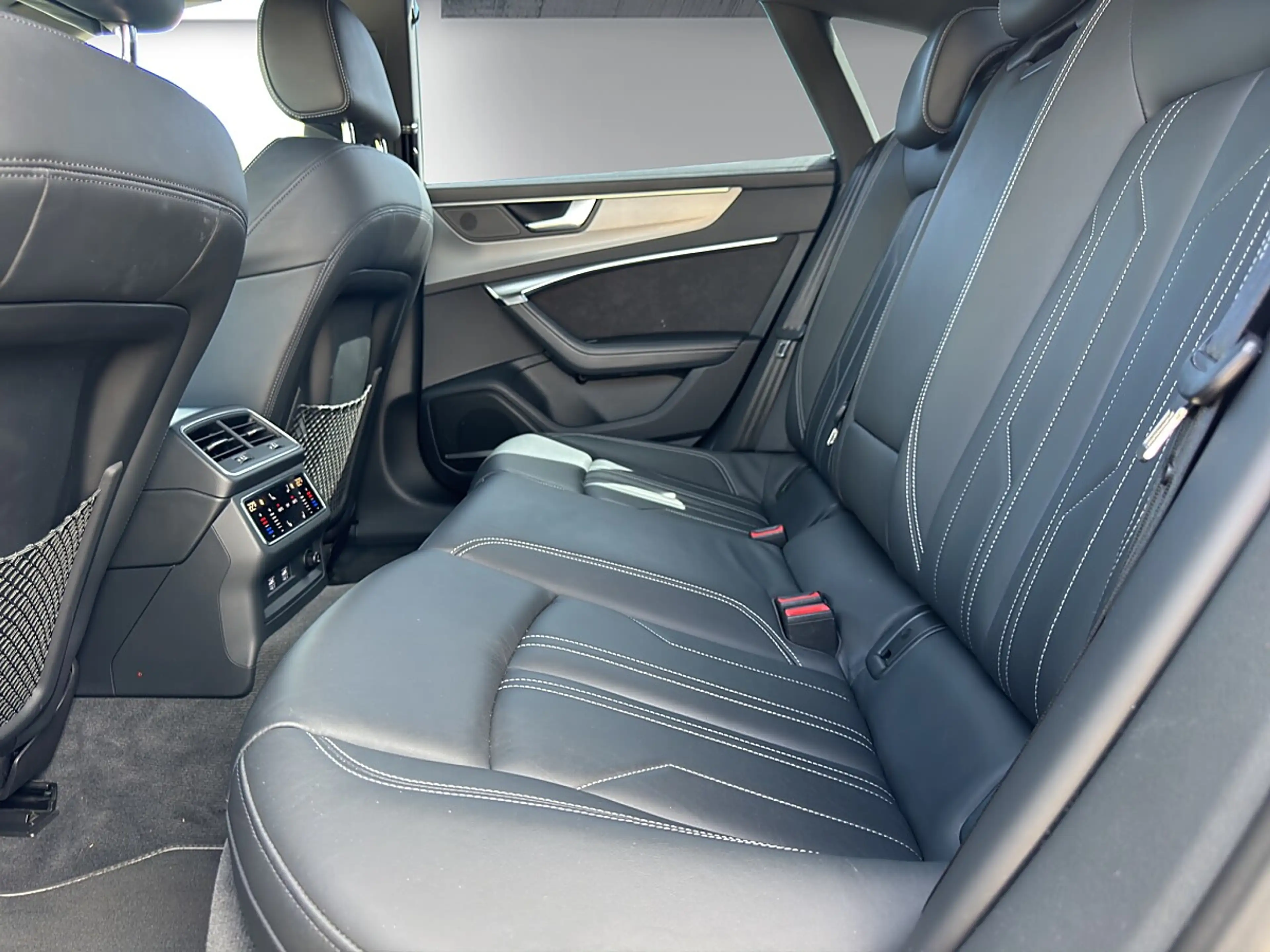 Audi A7 Sportback 50 TDI quattro tiptronic — photo 10