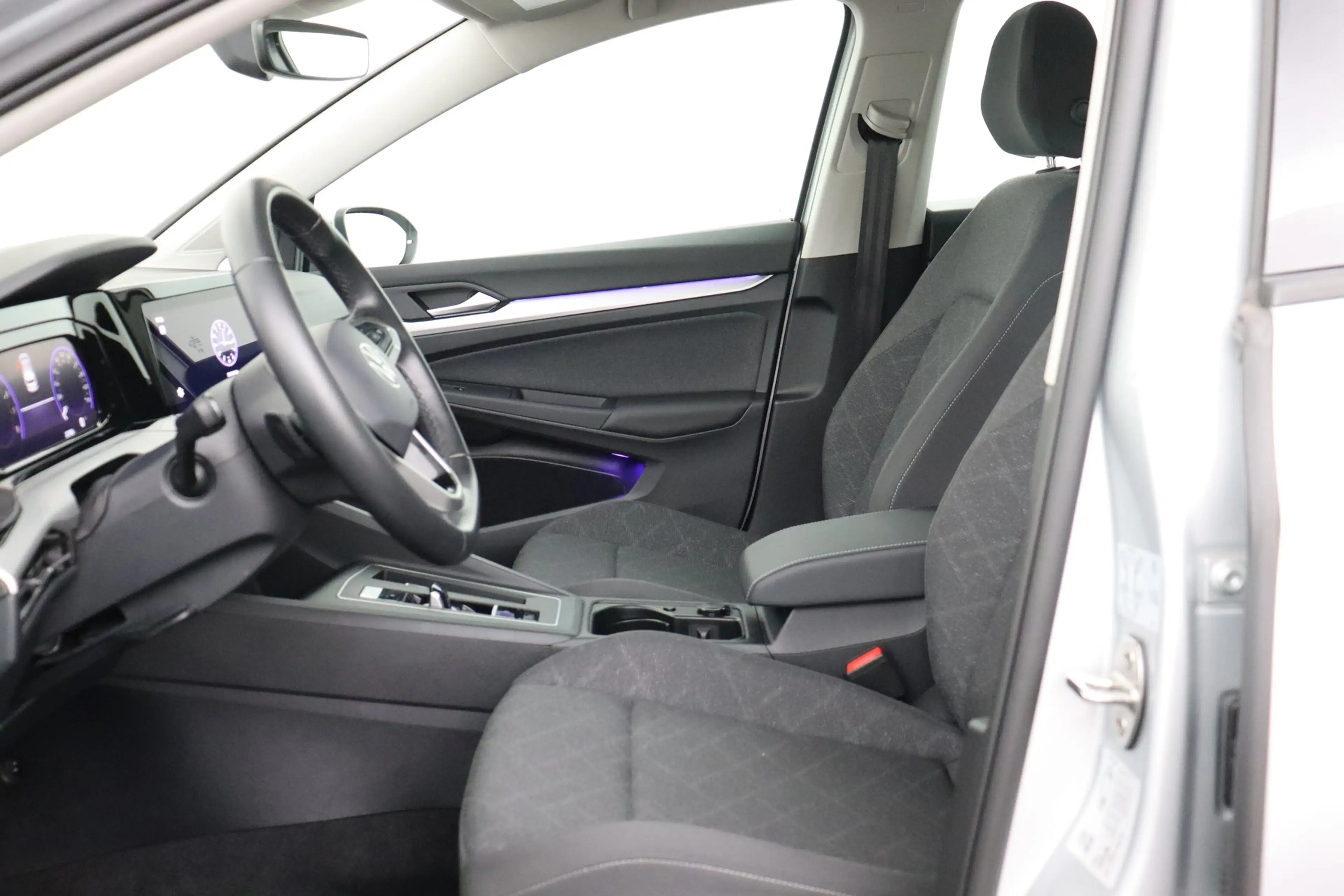 Volkswagen Golf 1.0 TSI DSG LIFE BUSINESS + CARPLAY + GPS + CAMERA — photo 10