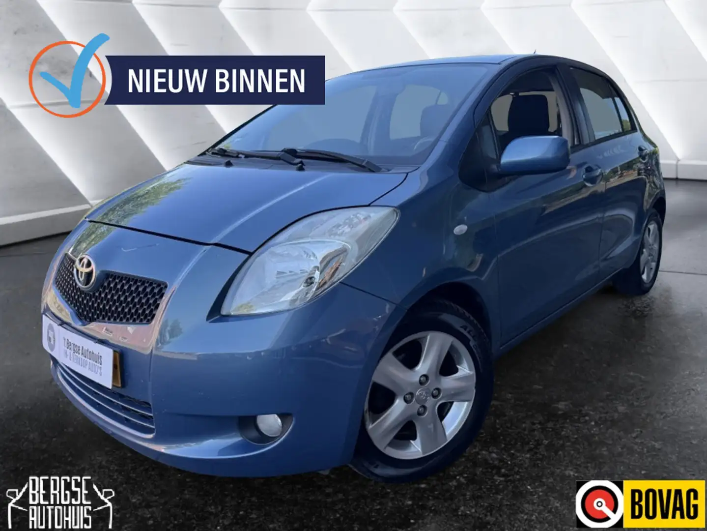 Toyota Yaris 1.3 VVTi Terra Clima Lmv Elek.R Pdc APK Blauw - 1