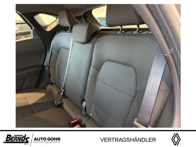 Renault Captur view 4
