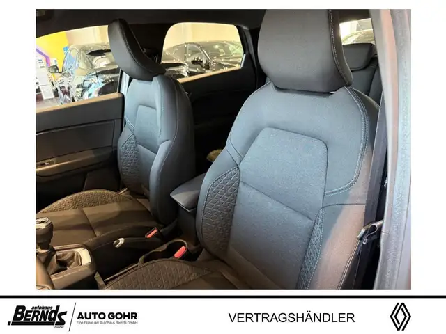 Renault Captur view 5