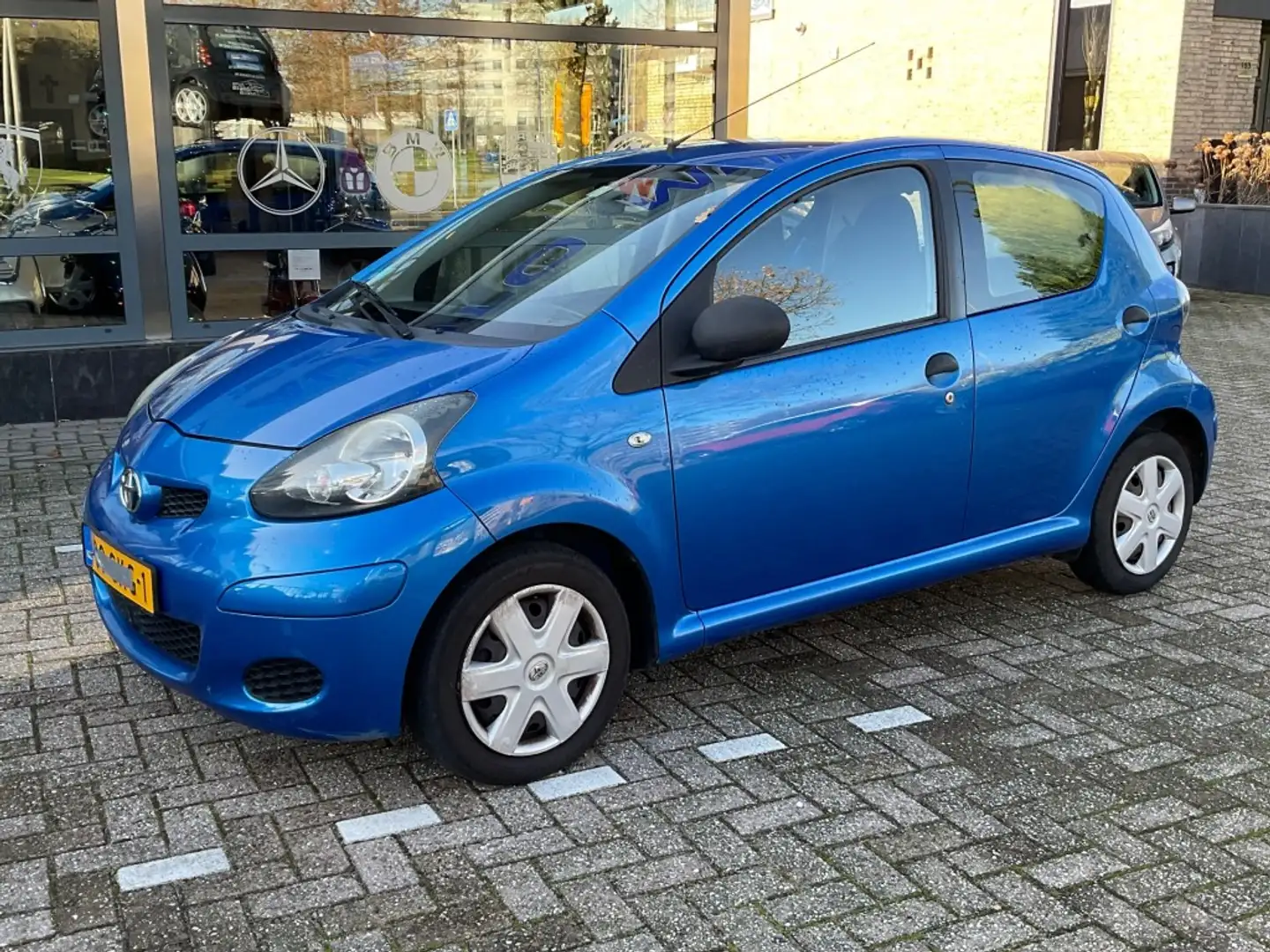 Toyota Aygo 1.0-12V Now Airco Bleu - 2