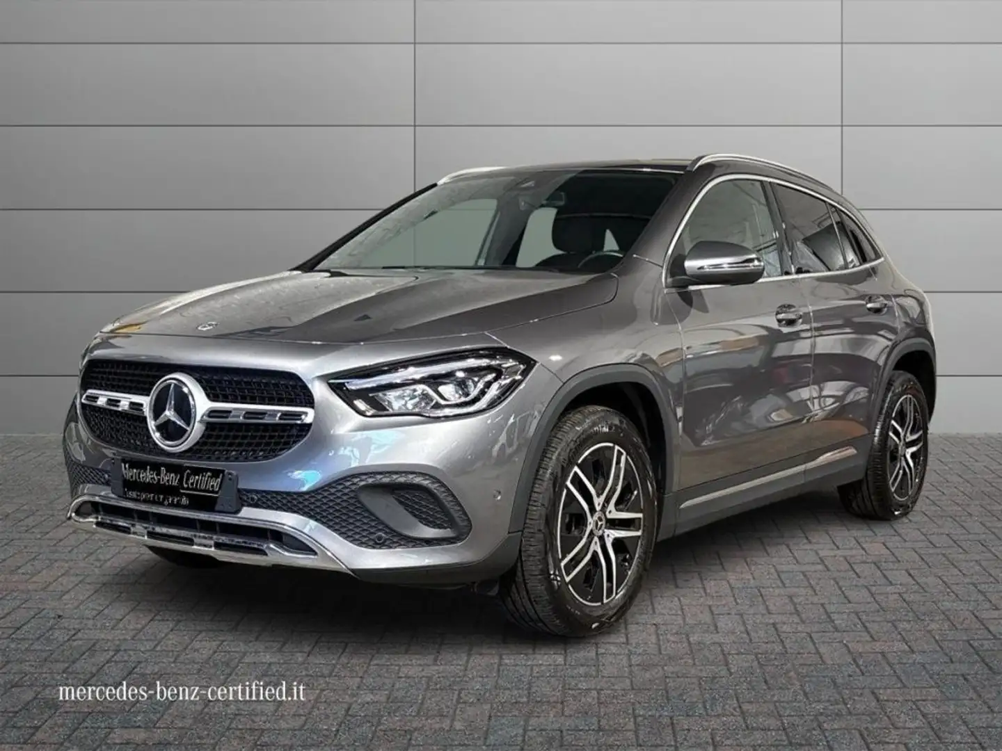 Mercedes-Benz GLA 200 d Automatic Sport Plus Grigio - 1