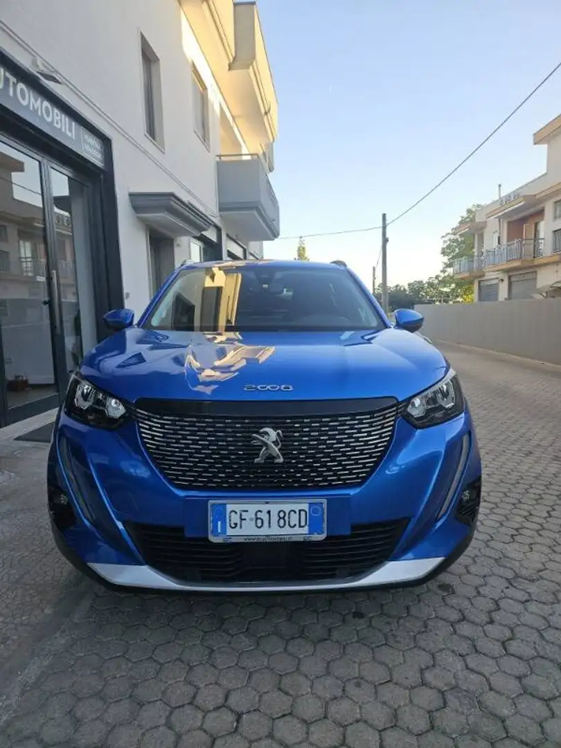 Peugeot 2008 1.5 bluehdi Allure Pack s&s 130cv eat8 Blu/Azzurro - 2
