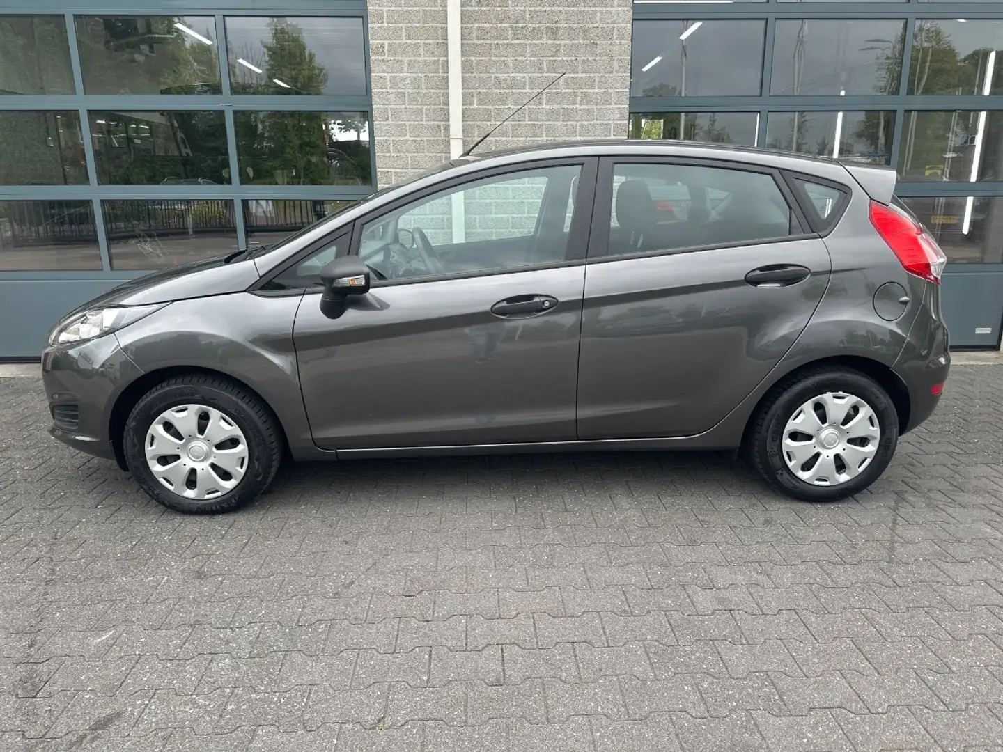 Ford Fiesta 1.25 | AIRCO | TREKHAAK | Gris - 2
