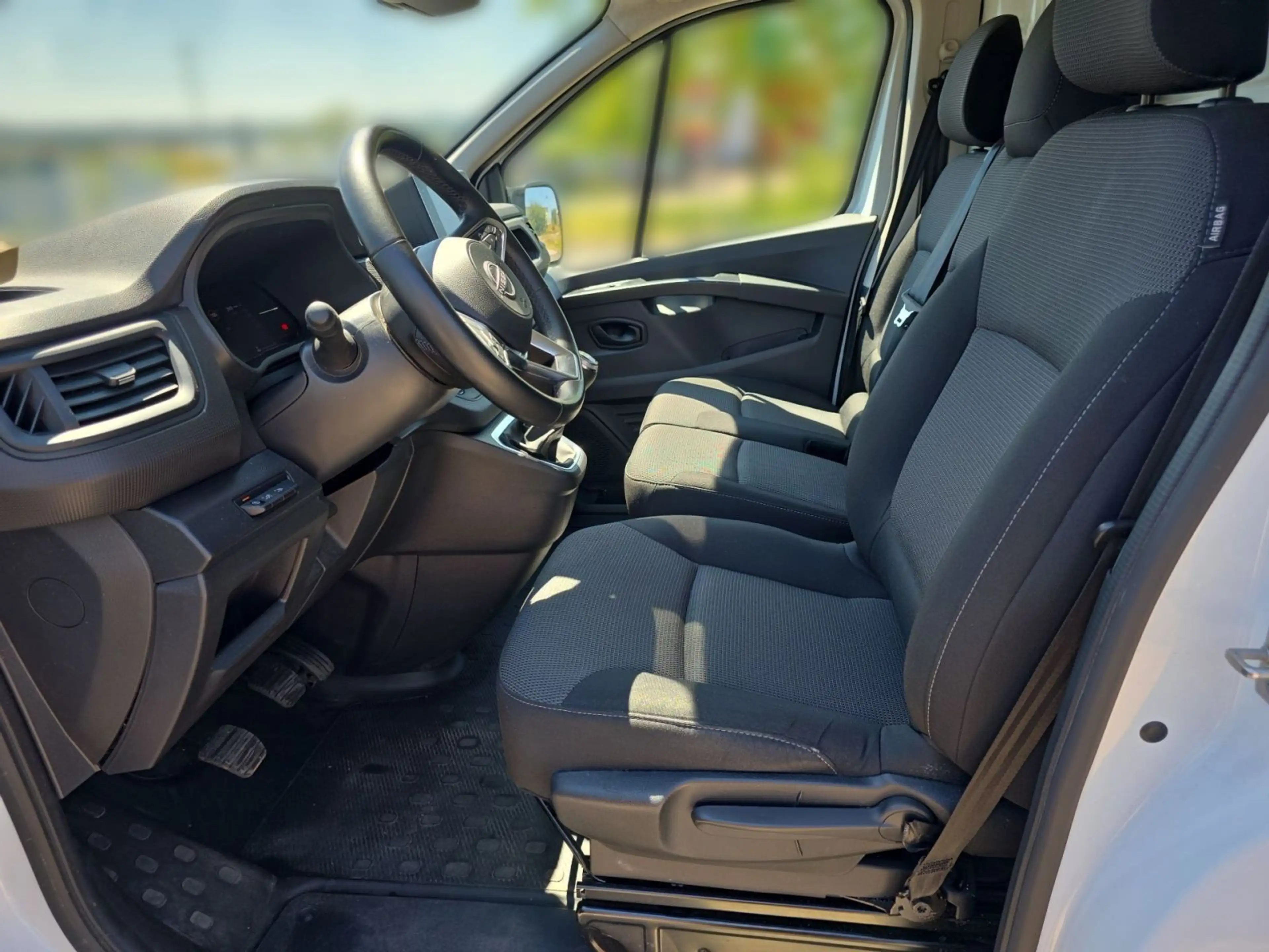 Nissan Primastar Kasten L2H1 3,0t dci 130 MT N-Connecta — photo 8