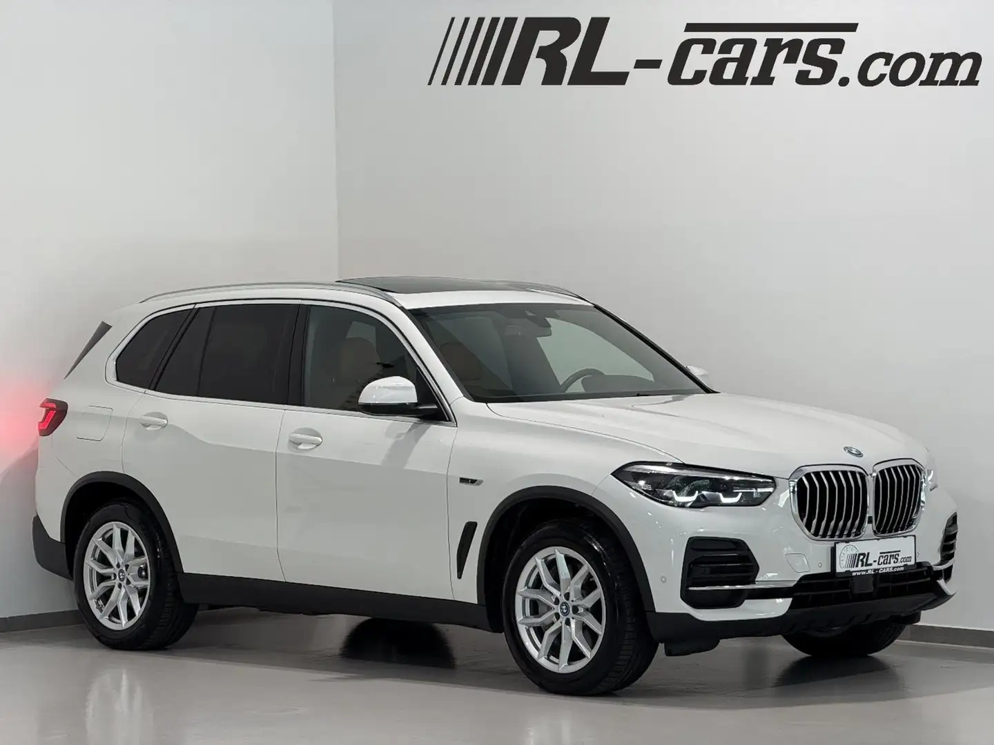BMW X5 xDrive45e/HEAD-UP/Panorama/Sitzklima/Memory Weiß - 1