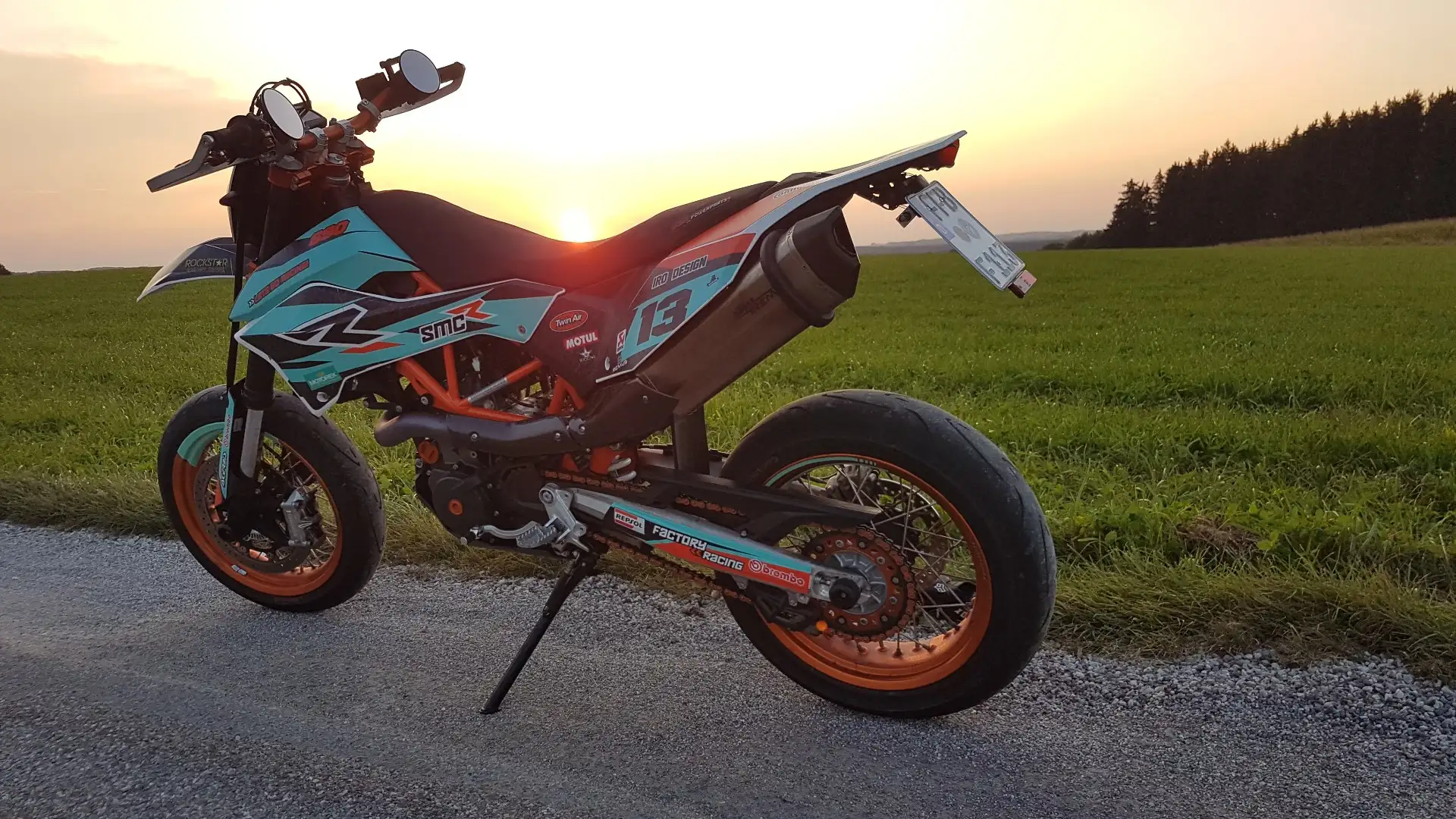 KTM 690 SMC R Alb - 2