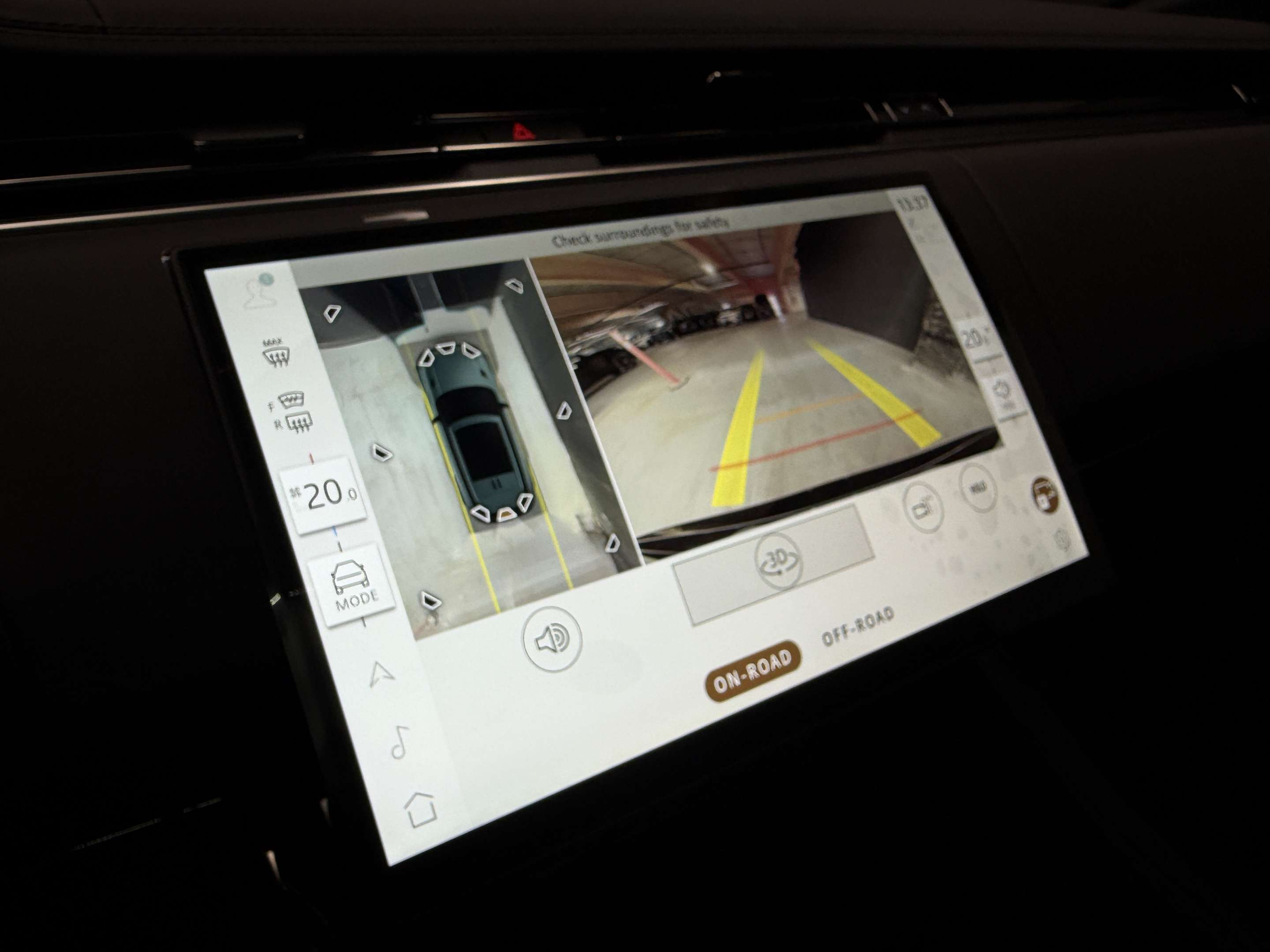 2026 Land Rover Range Rover Sport Dynamic SE thumb 15