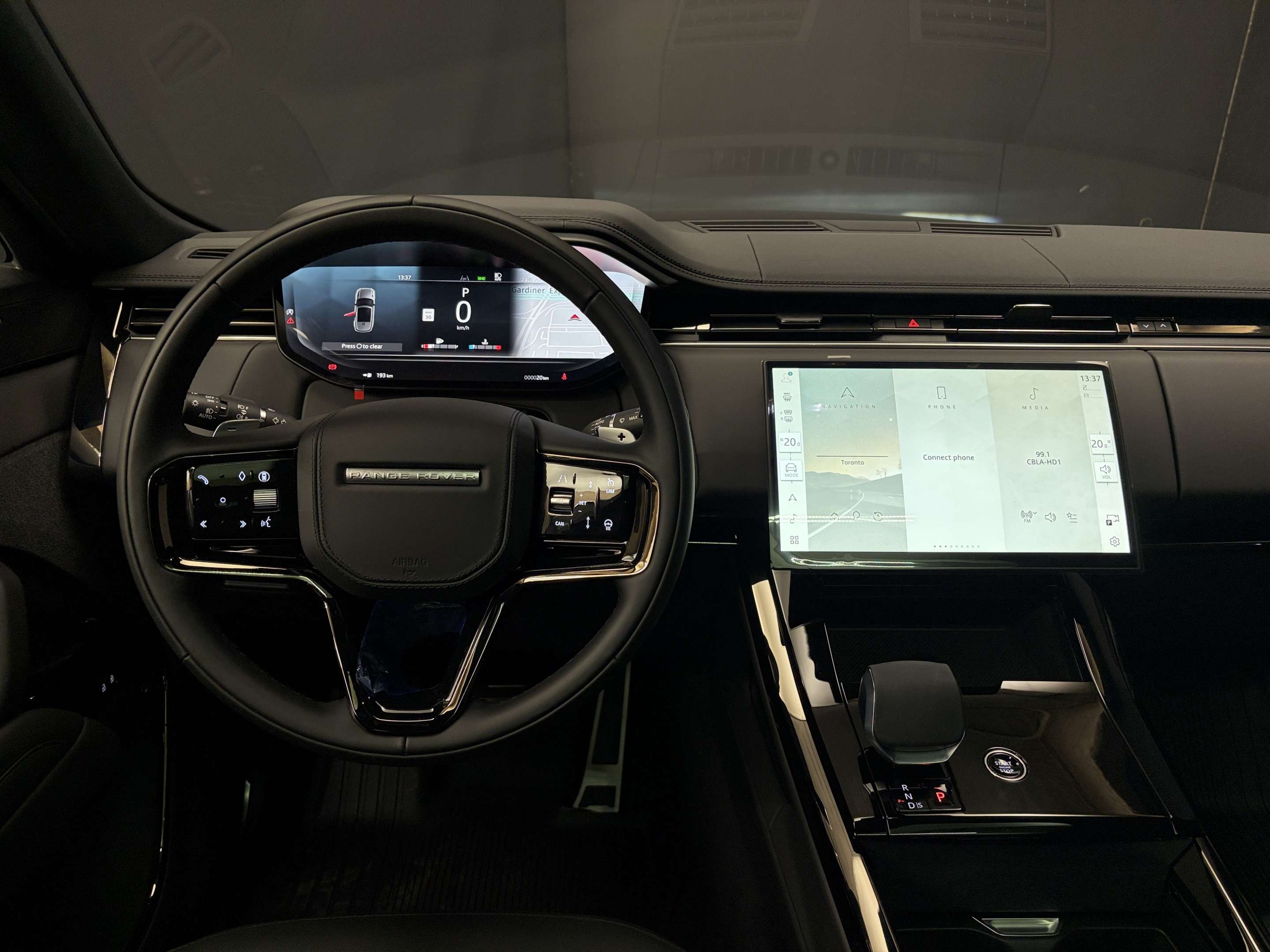 2026 Land Rover Range Rover Sport Dynamic SE thumb 11