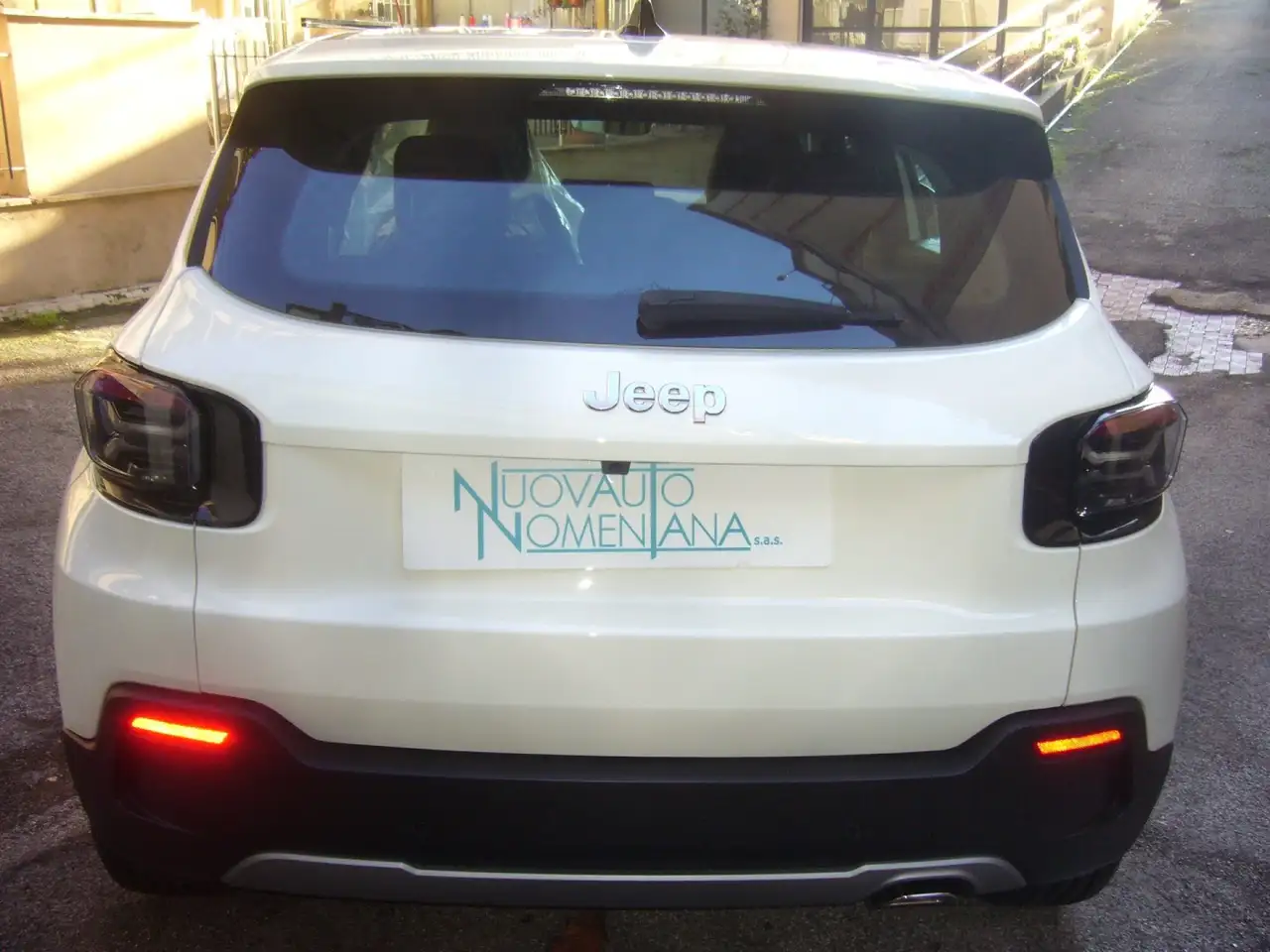 Jeep Avenger 1.2 Turbo 110 CV MHEV Altitude Vettura Nuova Km0, миниатюра 10