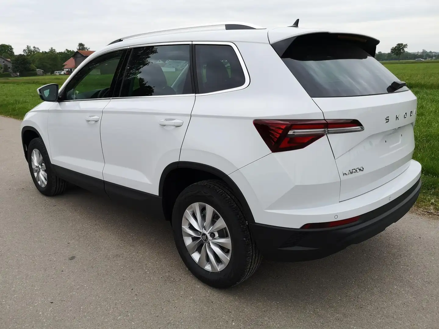 Skoda Karoq Selection 1.5 TSI DSG ABT GV5 16 Ladeb 140 kW (... Weiß - 2