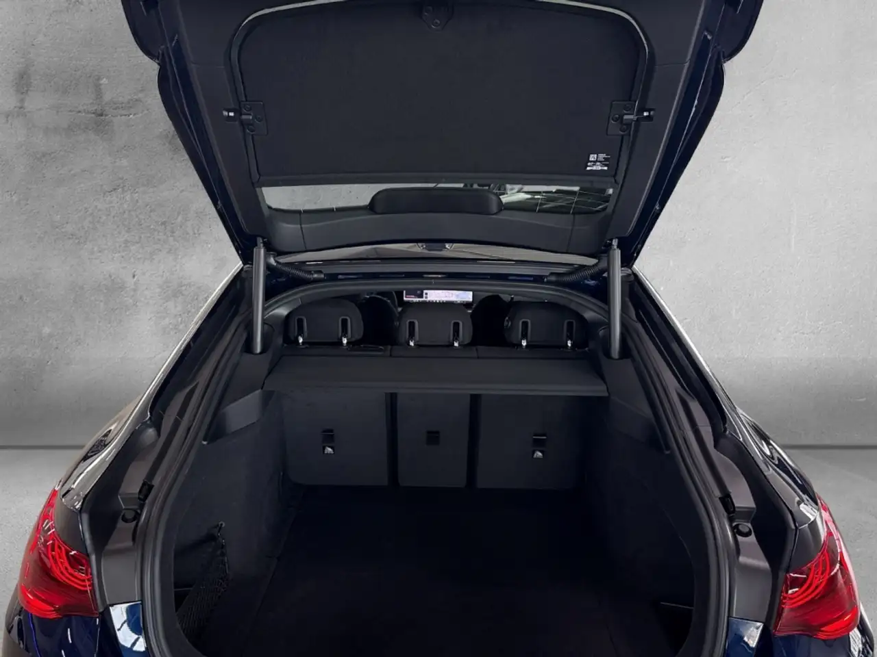 BMW i4 eDrive35 inkl. Service Inklusive Paket 4 Jahre/ohn 14
