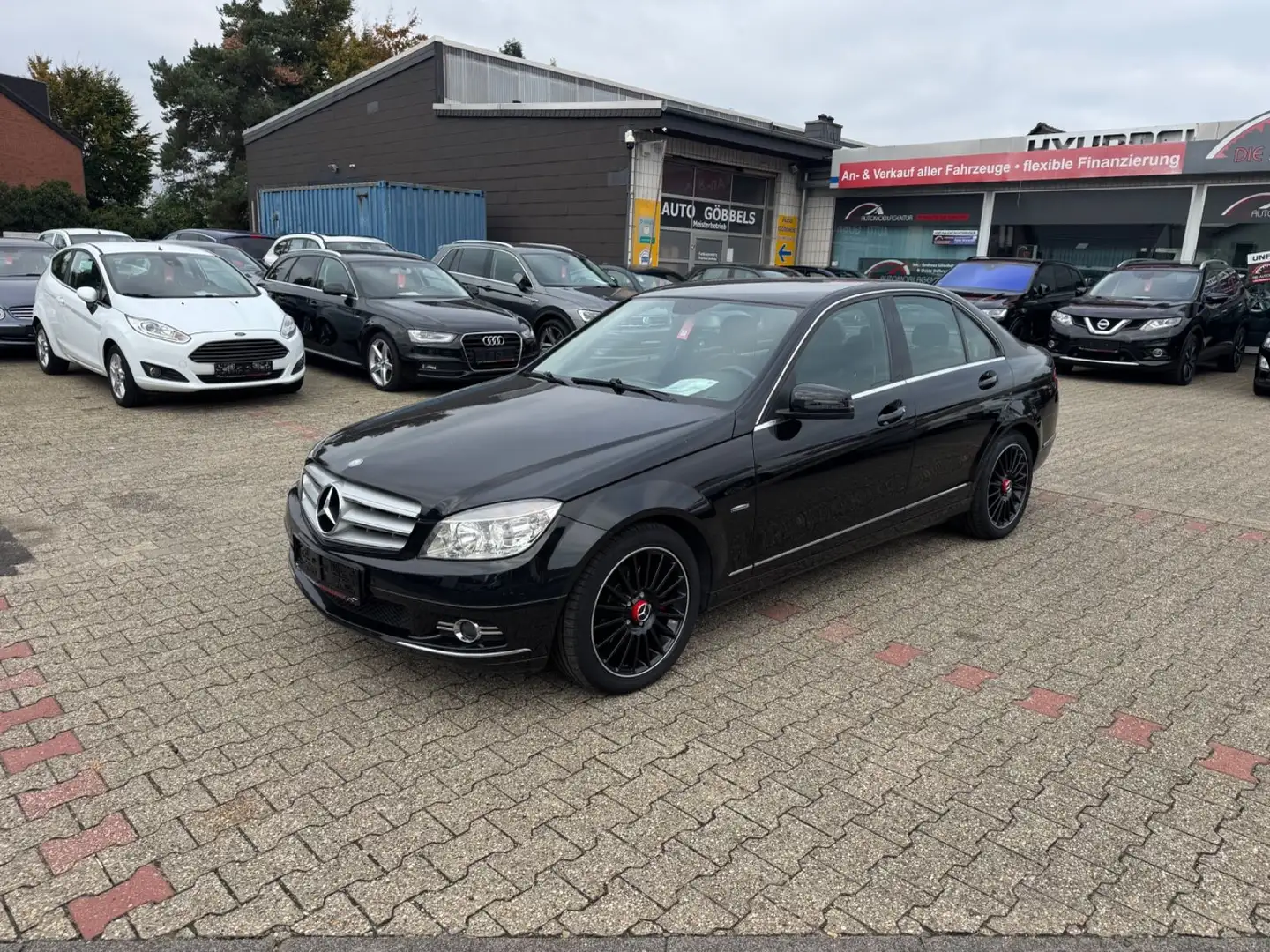 Mercedes-Benz C 200 Lim. Tempo PDC Multifkt Teilleder 18 Zoll Nero - 1