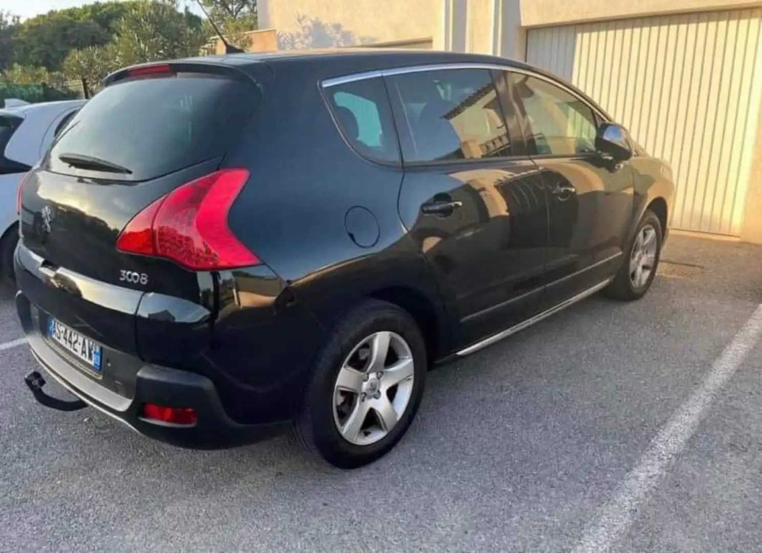 Peugeot 3008 1.6 Hdi 110cv Noir - 2