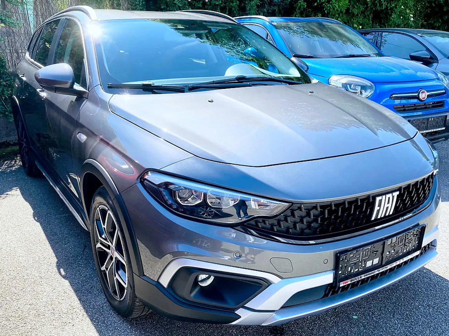 Fiat Tipo Cross MultiJet 130 SCR Cross Gris - 1