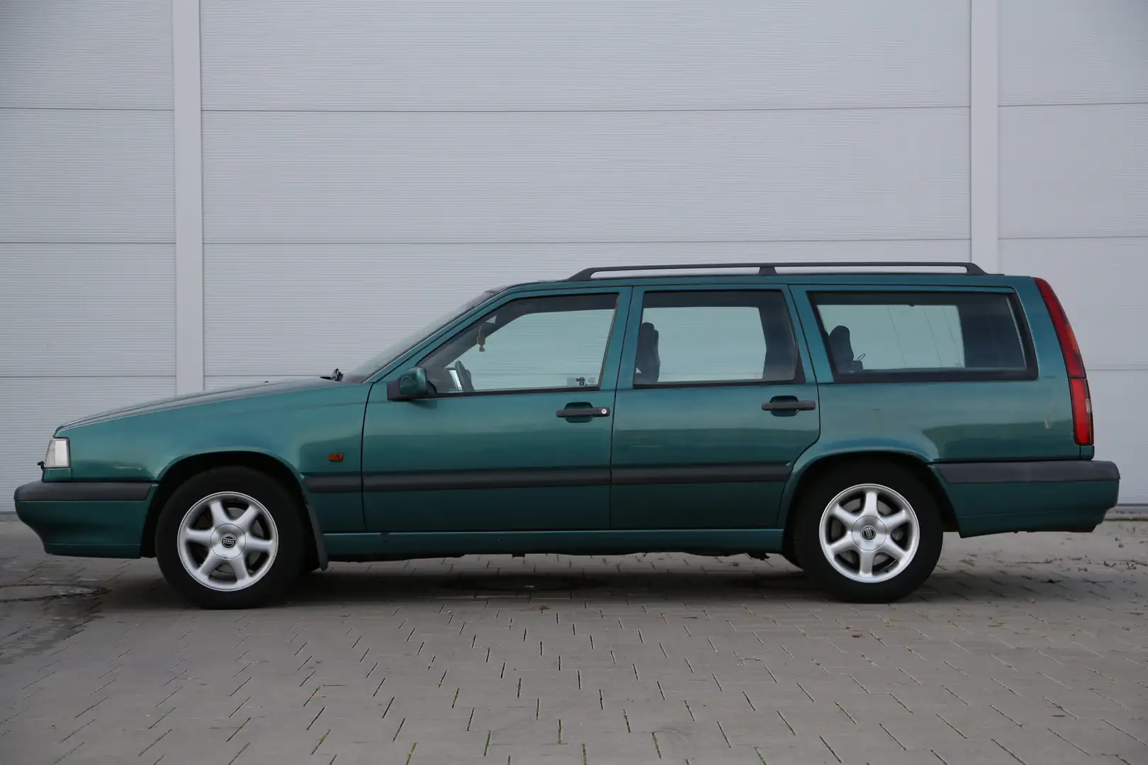 Volvo 850 Grün - 1