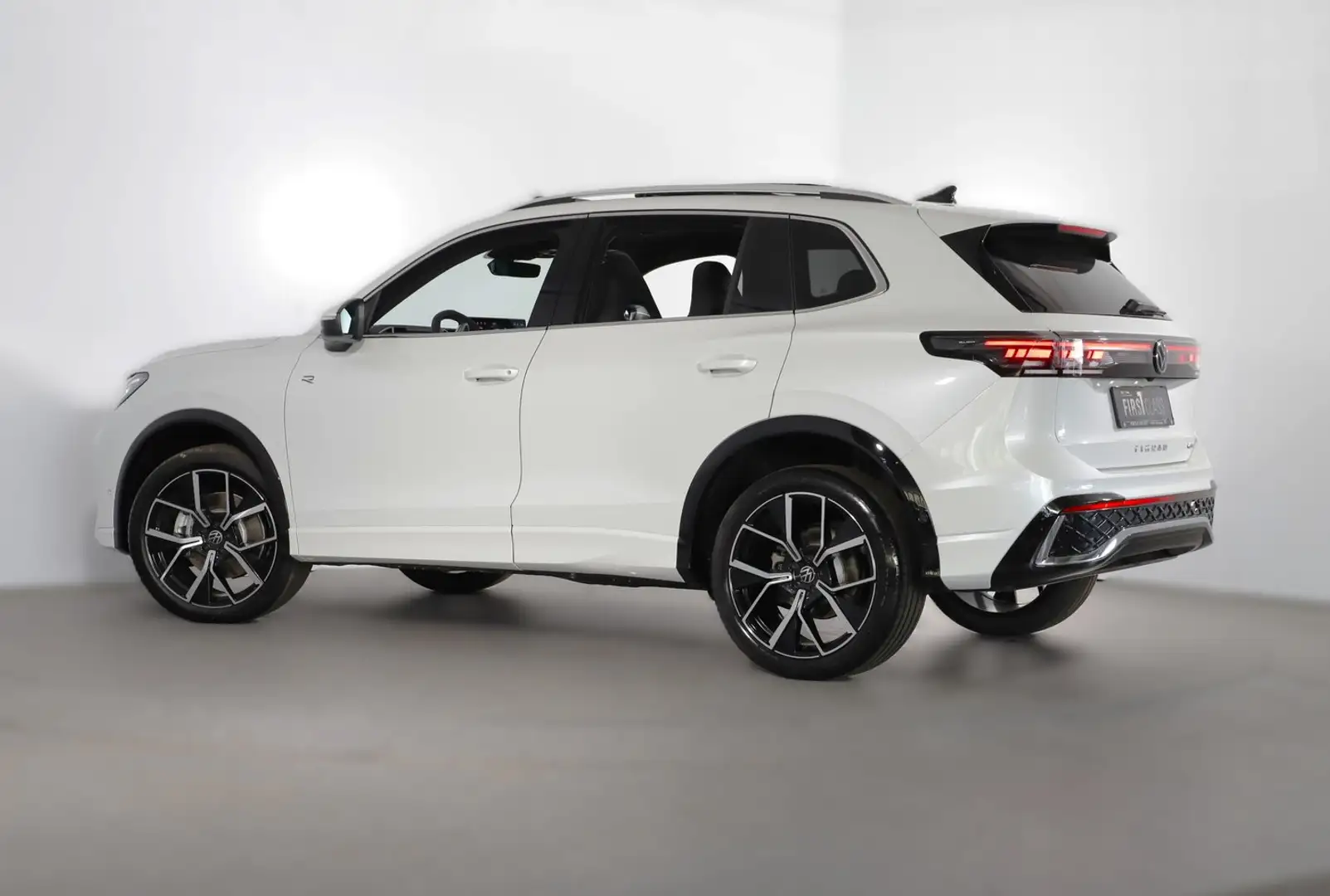 Volkswagen Tiguan R-Line TDI 4MOTION DSG Weiß - 2