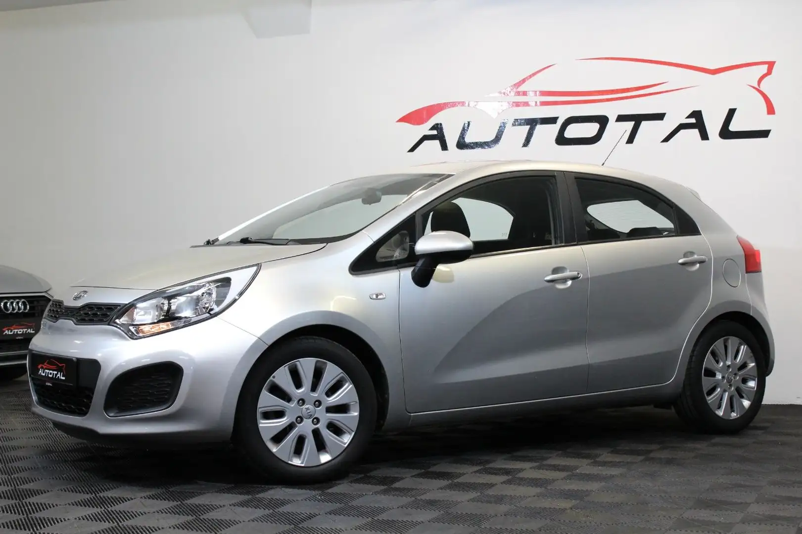 Kia Rio Edition 7*Klima*5 türer*Alu*Bluetooth* Silber - 2