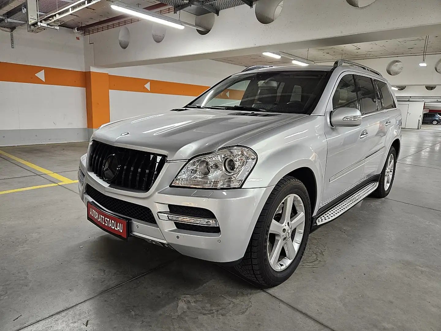 Mercedes-Benz GL 320 CDI 4MATIC Aut. LEDER 7SITZE *FINANZIERUNG MÖGL... Argintiu - 1