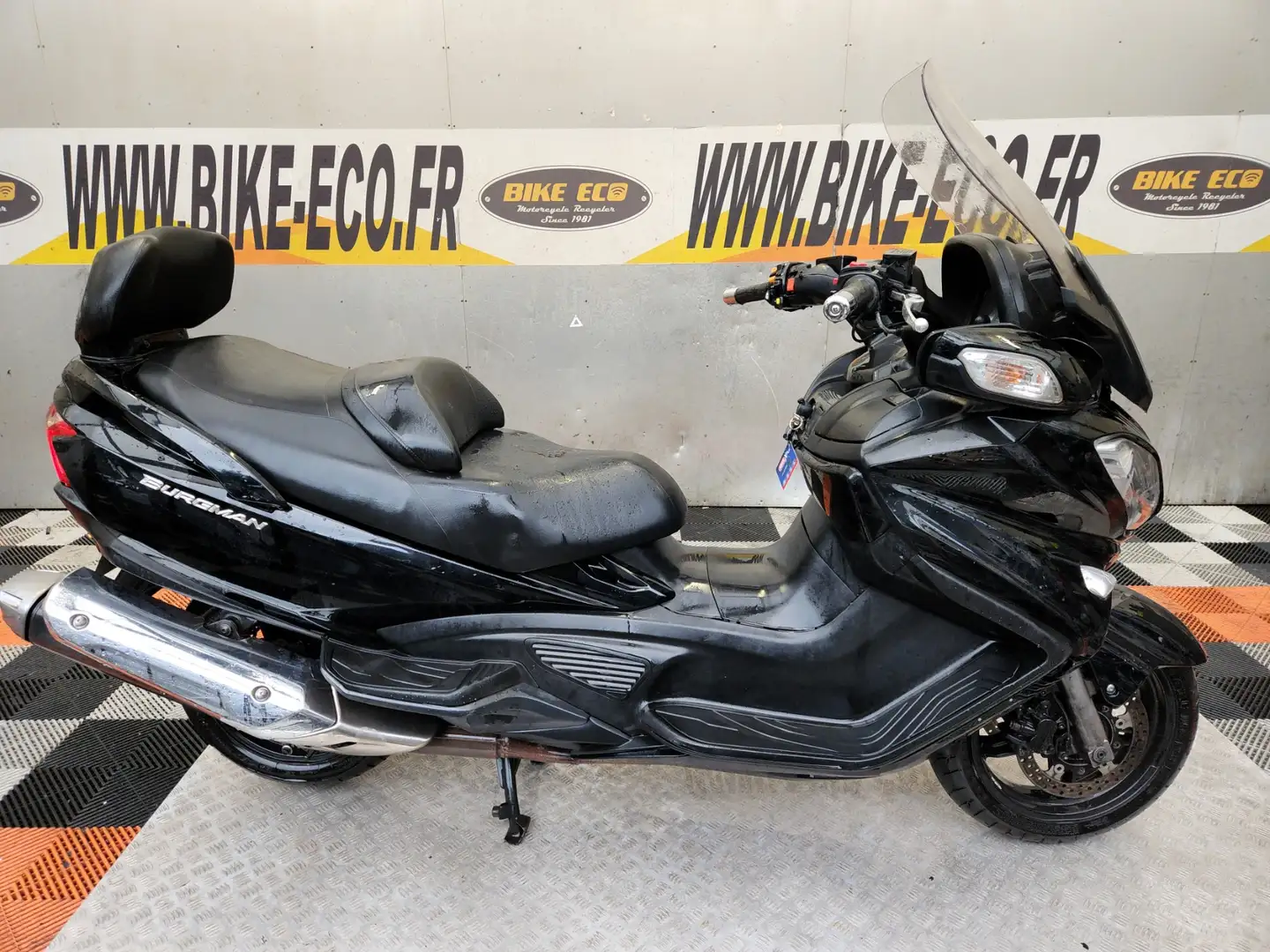 Suzuki Burgman 650 Negru - 1