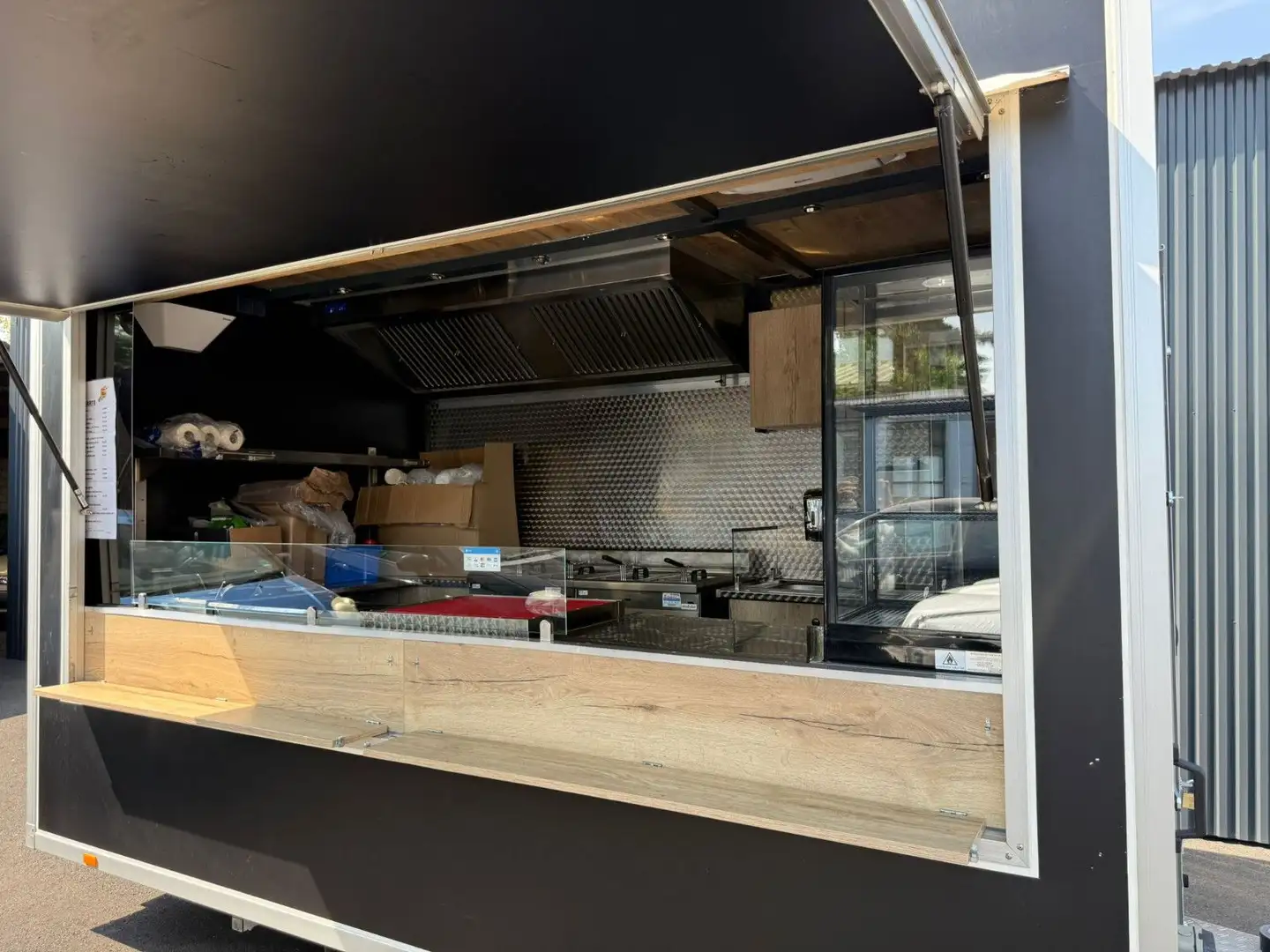 WM Meyer Foodtrailer *DACHKLIMA*1.HAND*FOODTRUCK* - 2