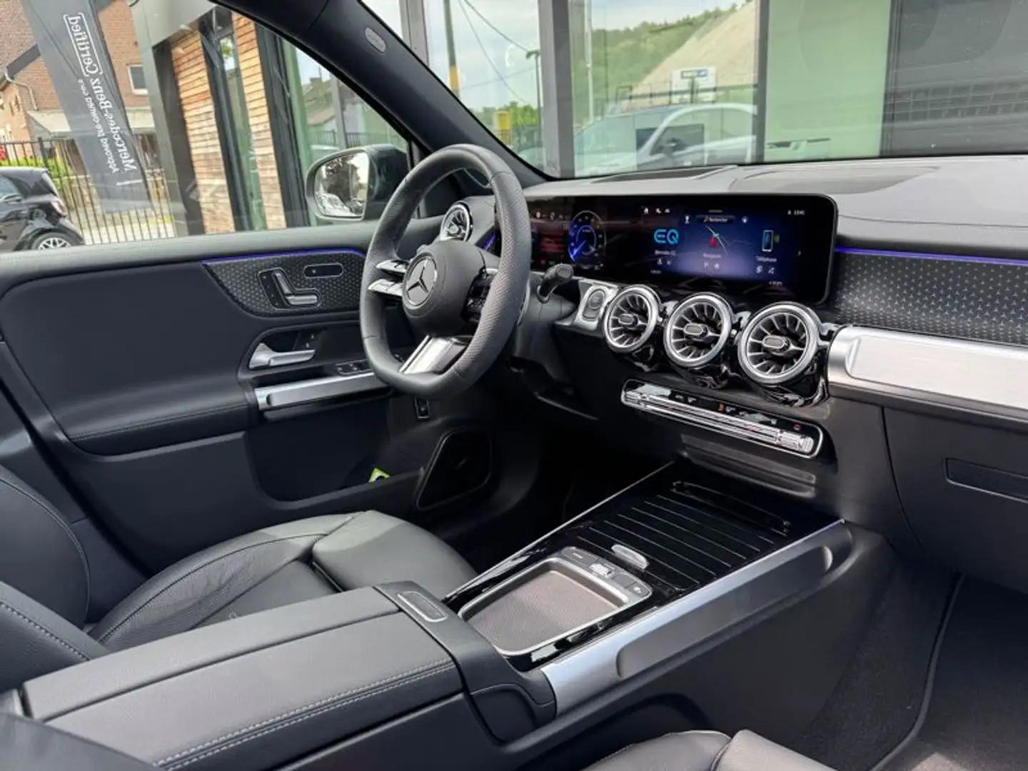 Mercedes-Benz EQB 350 350 4MATIC AMG Line 7 Places New face Lift - 5 ans Fekete - 2