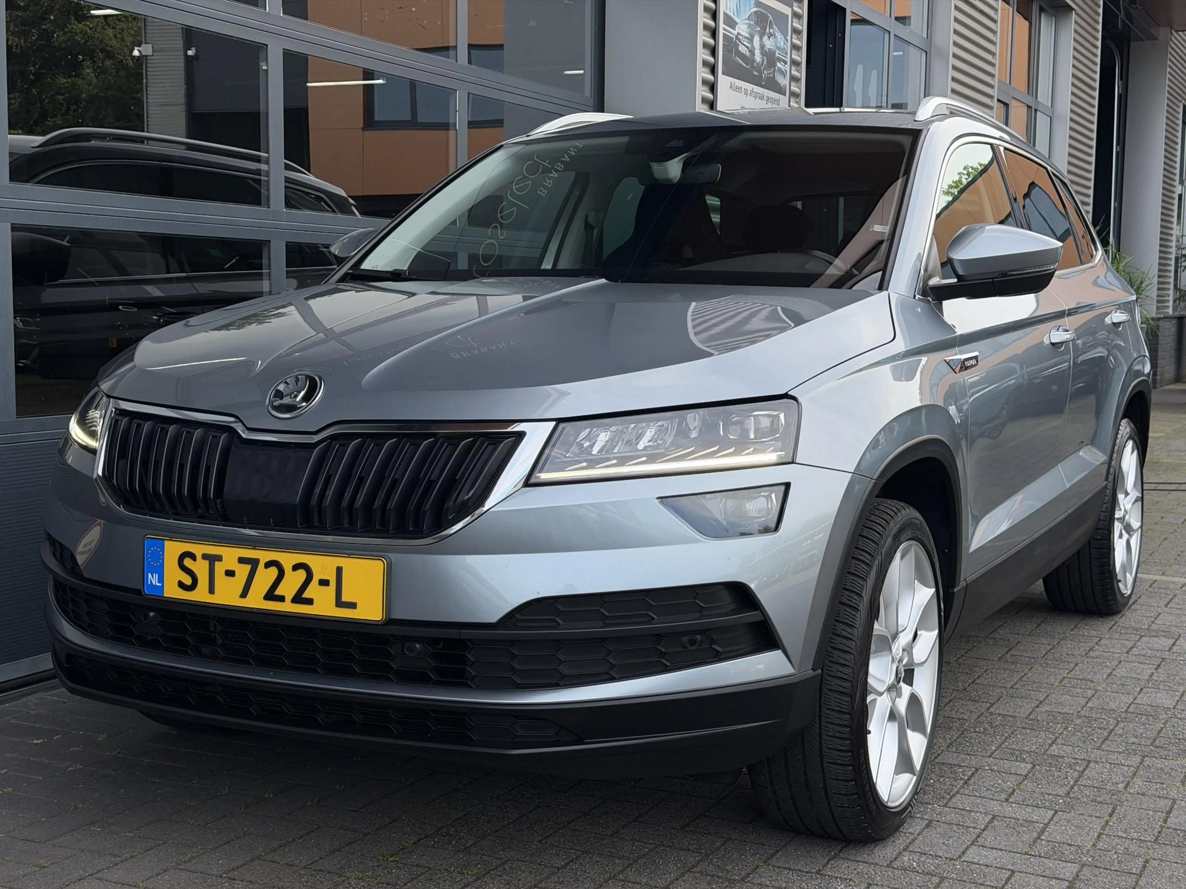 Skoda Karoq 1.5 TSI ACT Style Business Navi | Camera | NAP — photo 6