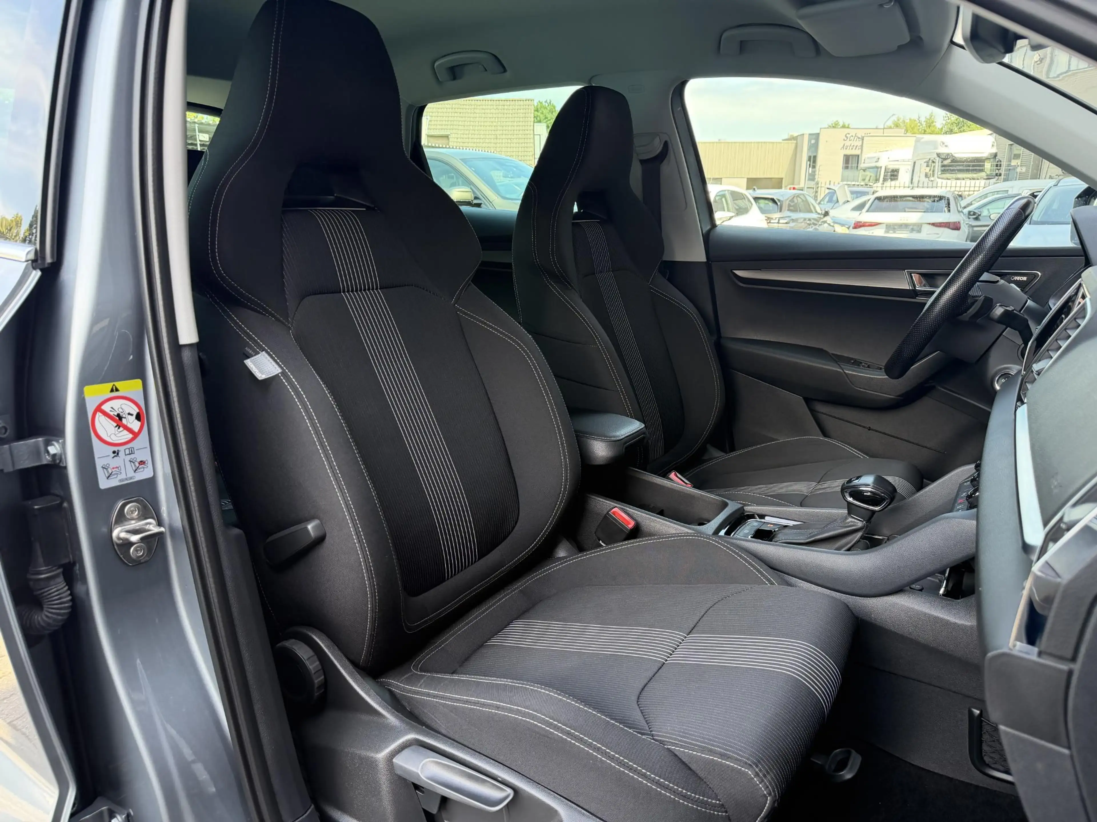 Skoda Karoq 1.5 TSI ACT Style Business Navi | Camera | NAP — photo 4