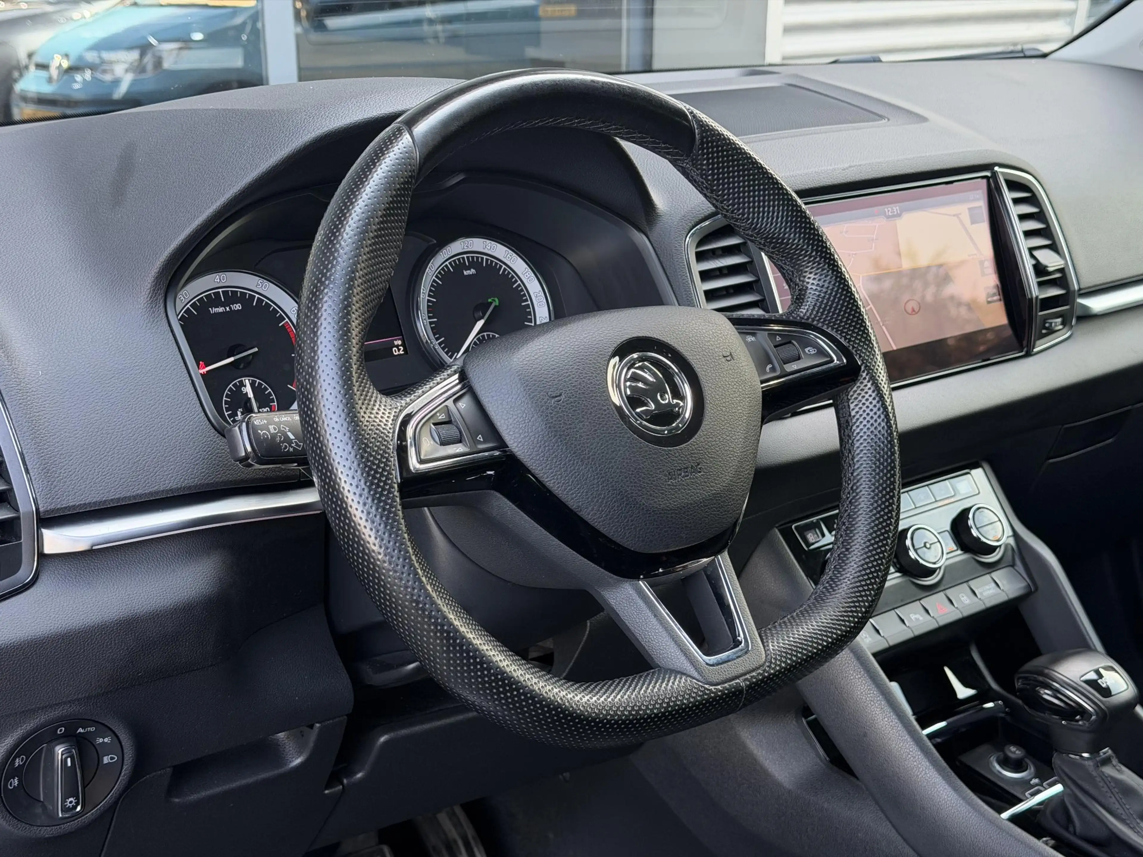Skoda Karoq 1.5 TSI ACT Style Business Navi | Camera | NAP — photo 13