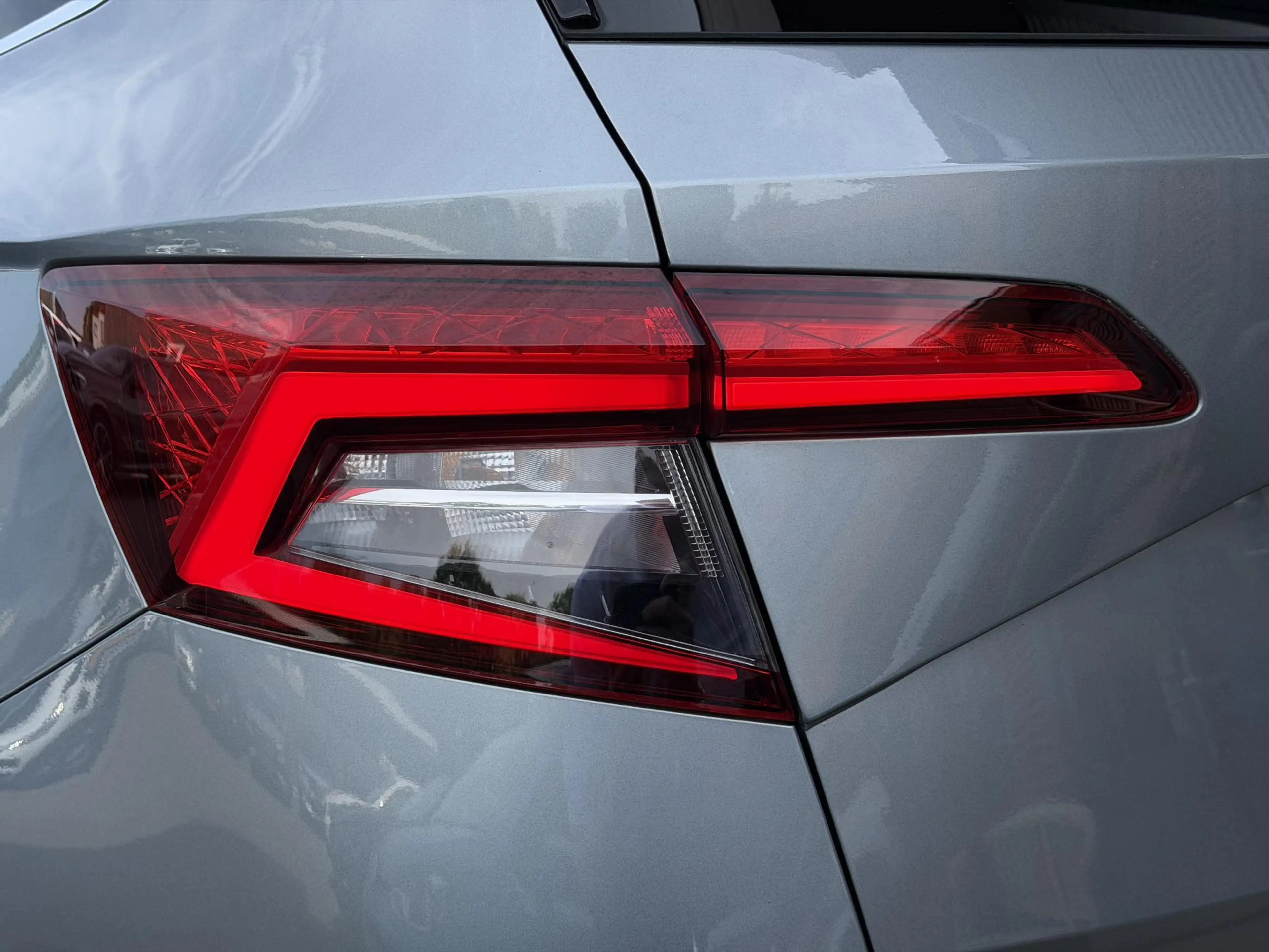 Skoda Karoq 1.5 TSI ACT Style Business Navi | Camera | NAP — photo 12