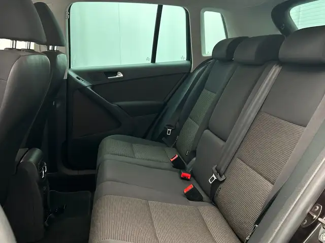 Volkswagen Tiguan view 27
