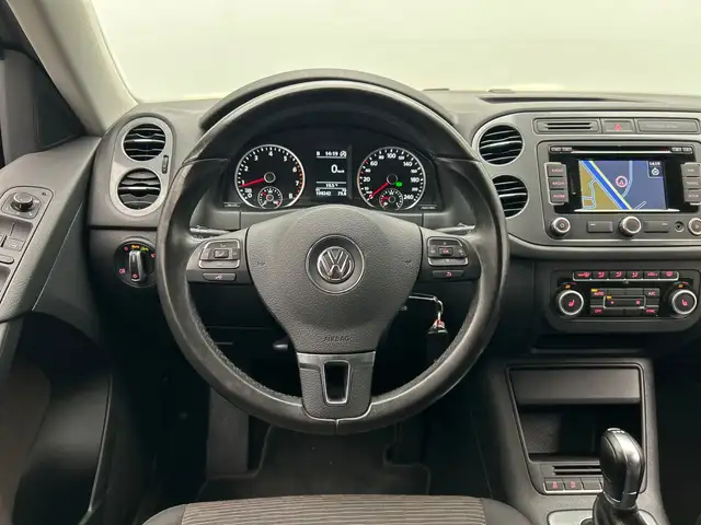 Volkswagen Tiguan view 11