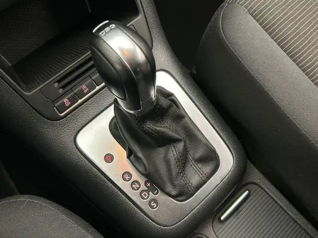 Volkswagen Tiguan view 15