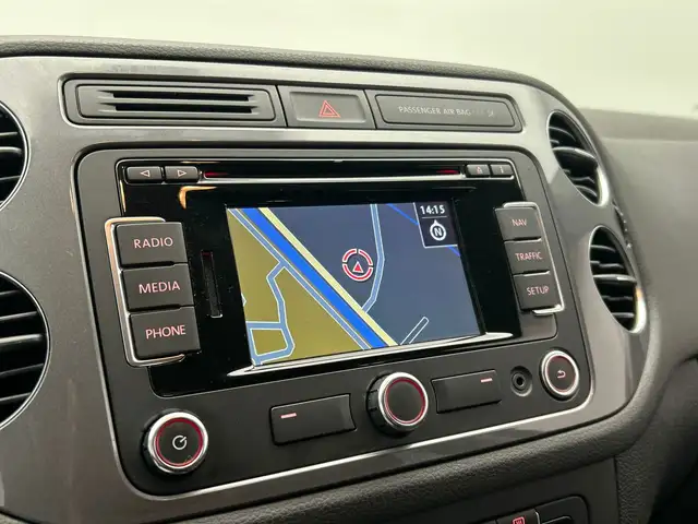 Volkswagen Tiguan view 12
