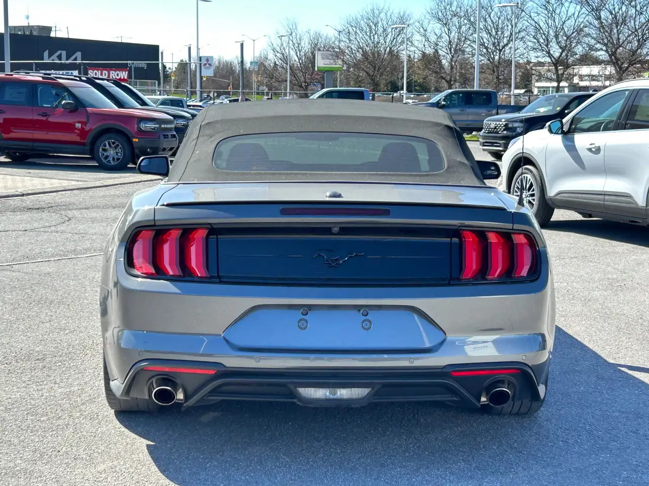 Ford Mustang снимка Ford Mustang