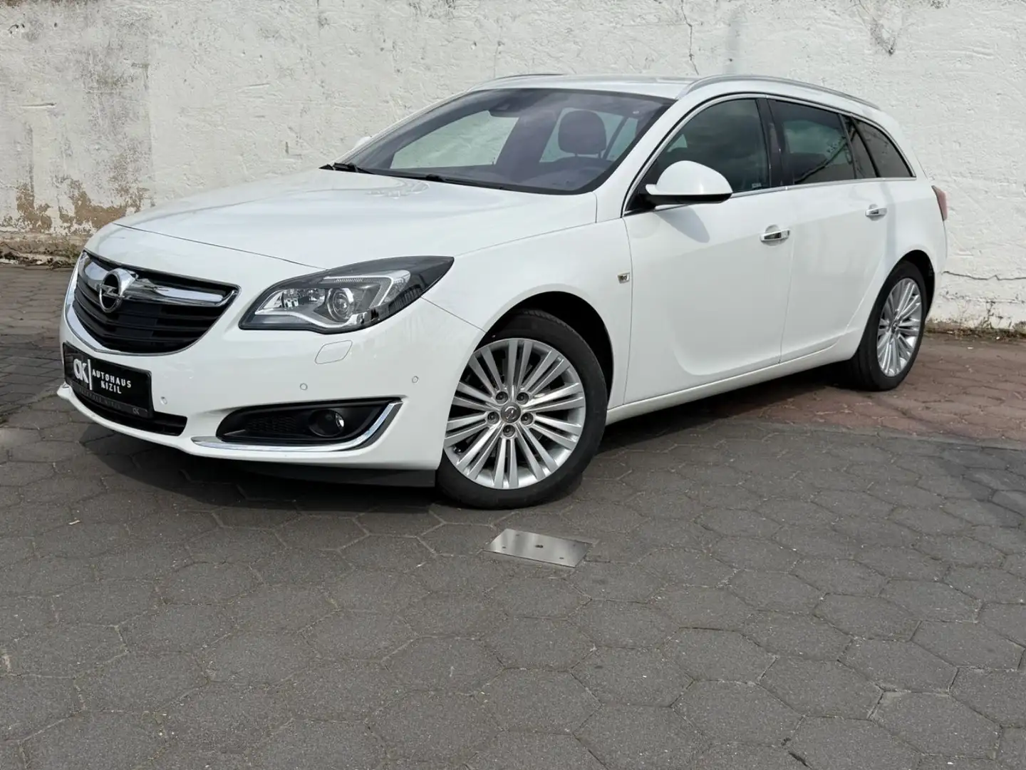 Opel Insignia A Sports OPC Line Innovation Blanc - 1