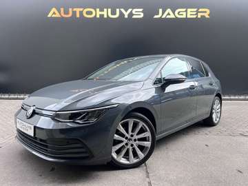 1.0 TSI Life Business - Sfeerverlichting Parkeerse
