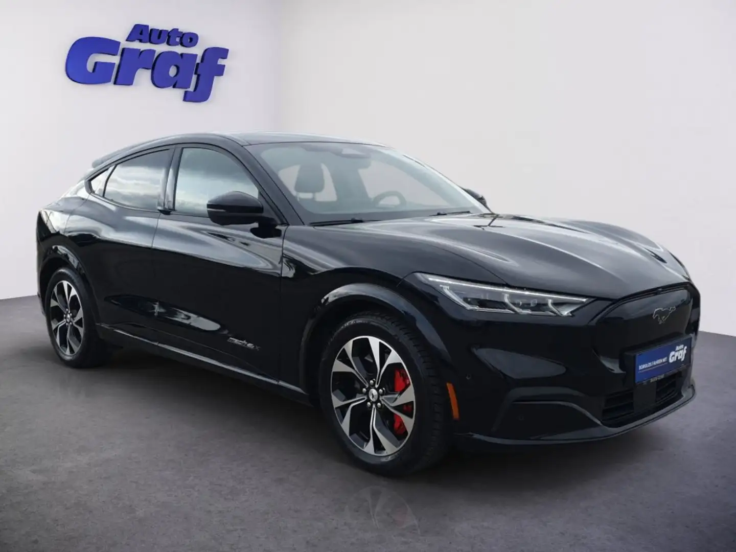 Ford Mustang Mach-E 88kWh AWD Elektro Extended Range Noir - 2