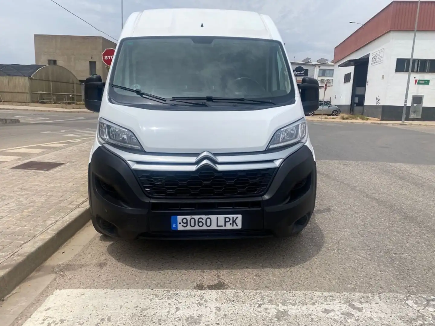 Citroen Jumper Fg. 2.2BlueHDi 35 L3H2 S&S 140 Blanco - 2