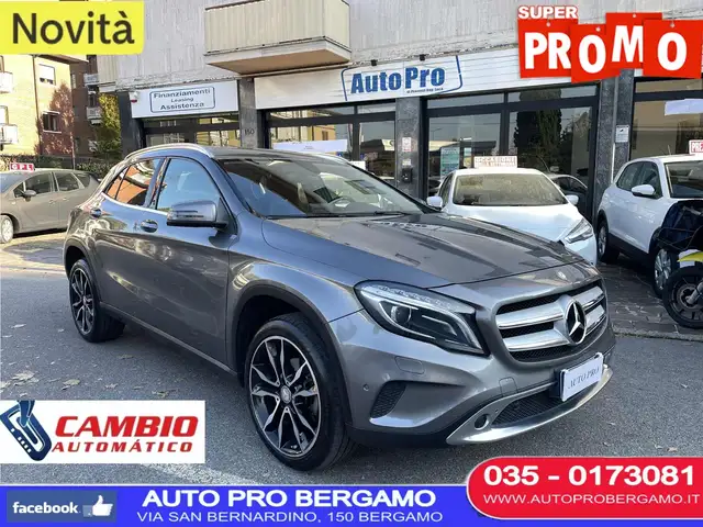 Mercedes-Benz GLA 200 GLA 200 d (cdi) Premium Sport 4matic automatica