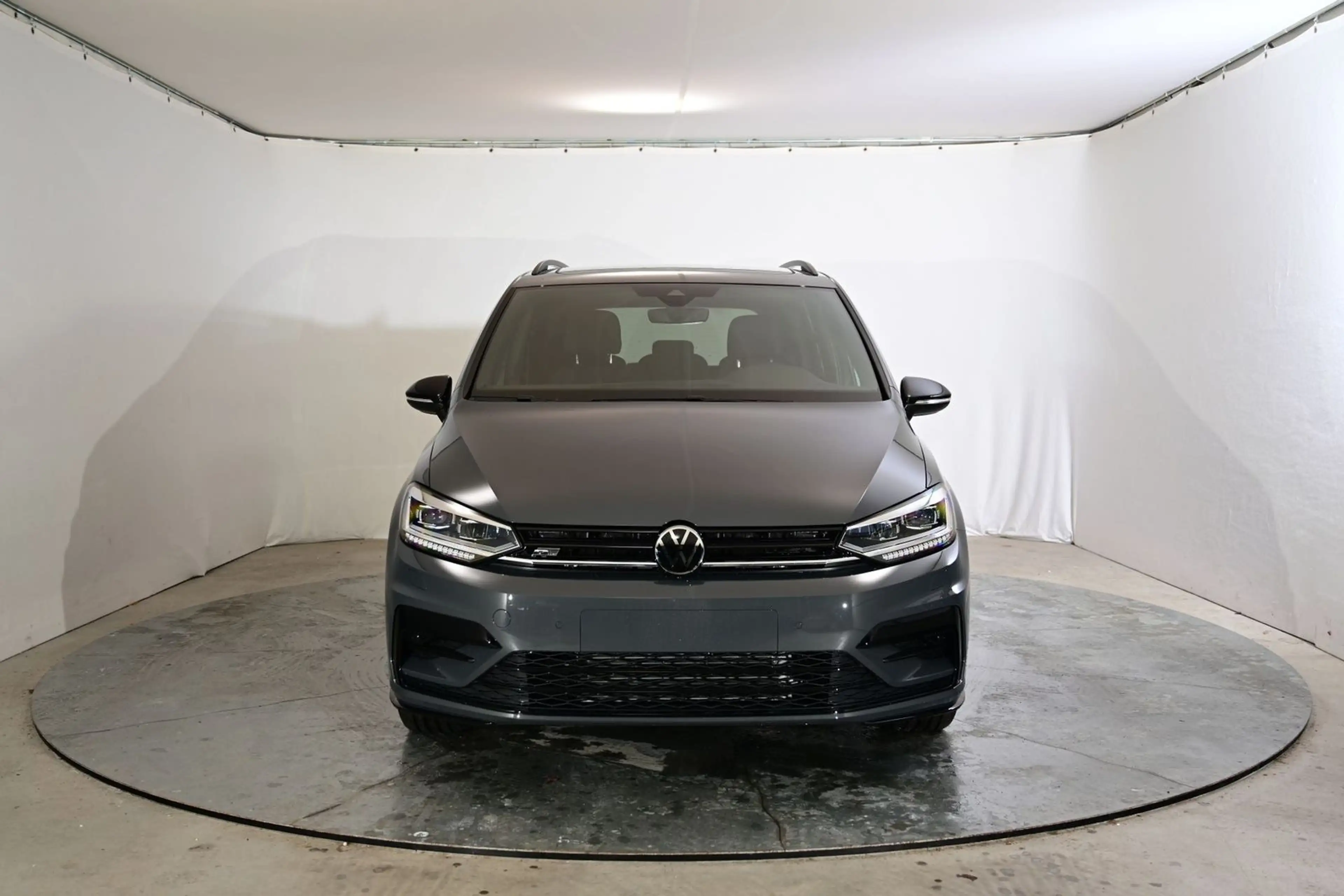 Volkswagen Touran Highline R-Line ACC|AHK|RFK|PANO|7-Sit... — photo 8