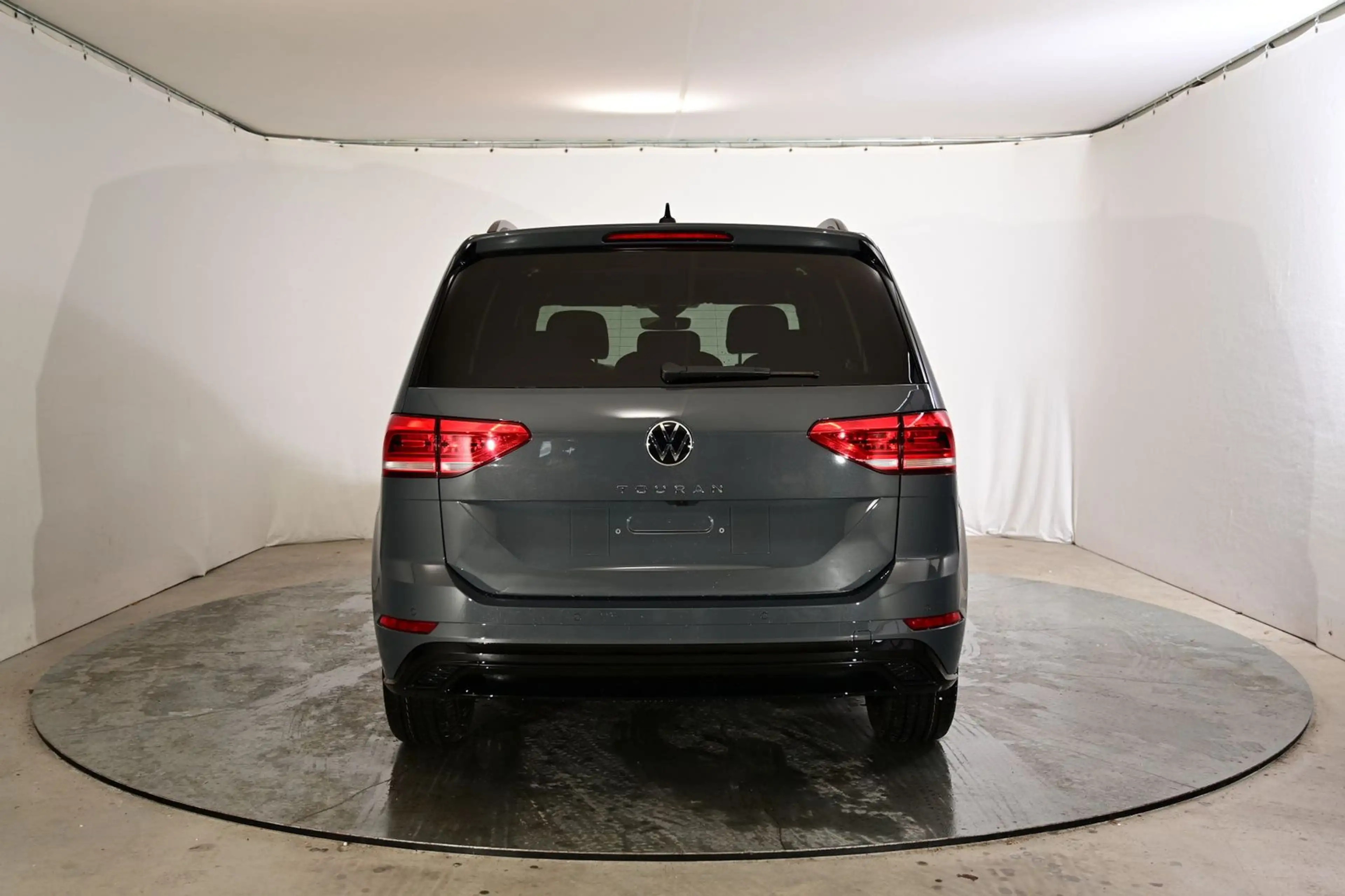 Volkswagen Touran Highline R-Line ACC|AHK|RFK|PANO|7-Sit... — photo 4