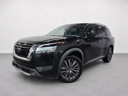 Black 2022 Nissan Pathfinder SUV / Crossover All-Wheel Drive Automatic