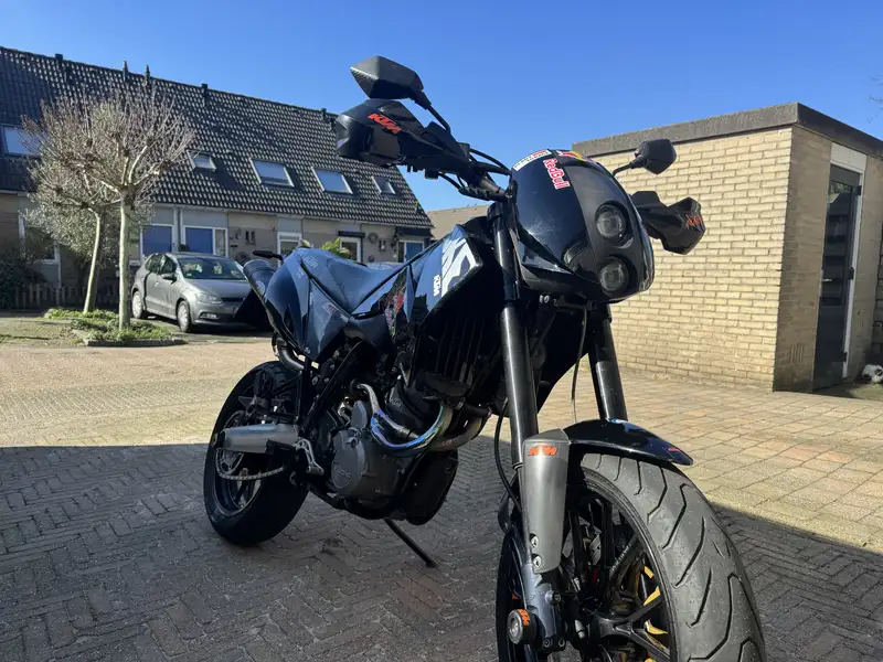 KTM 640 Duke - foto 3