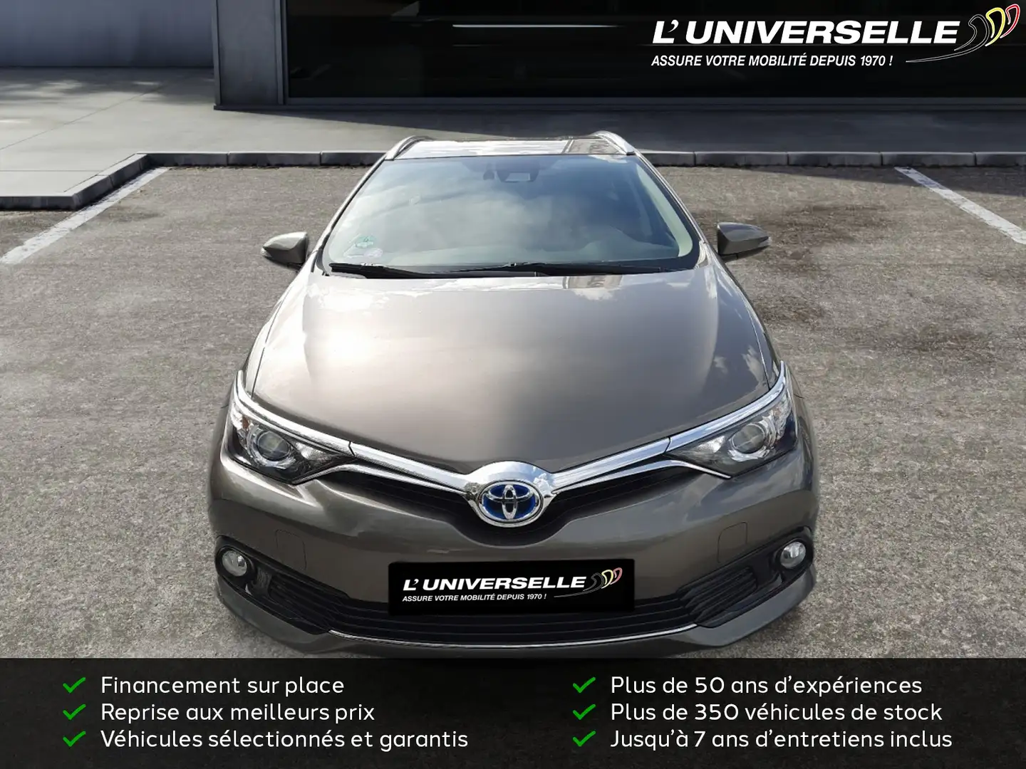 Toyota Auris SPORT HYBRID Grijs - 2